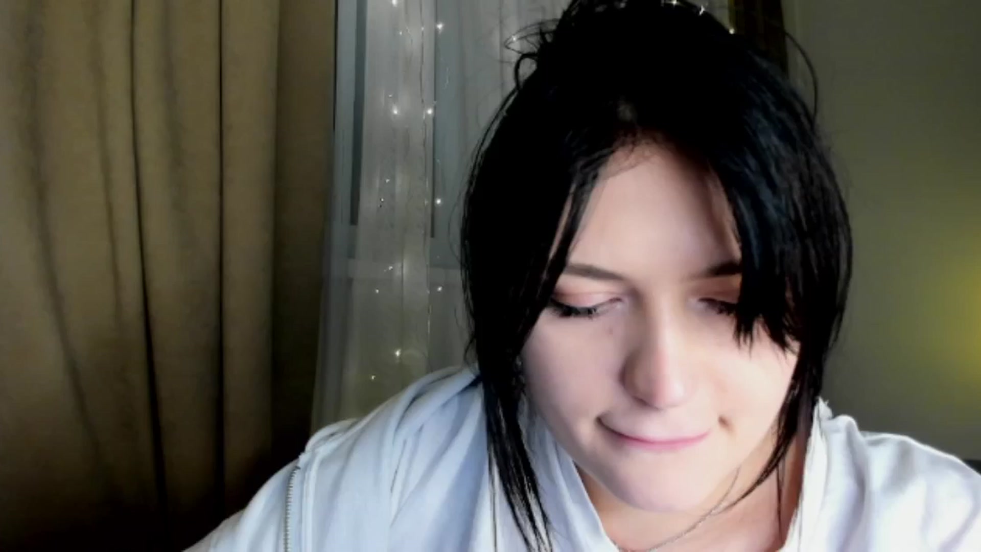 Gallery image thumbnail from TribleMary's myfreecams stream on, 12/22/2025, 20:11 image 7 of 20