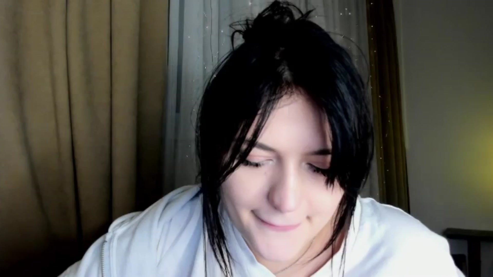 Gallery image thumbnail from TribleMary's myfreecams stream on, 12/22/2025, 20:11 image 1 of 20