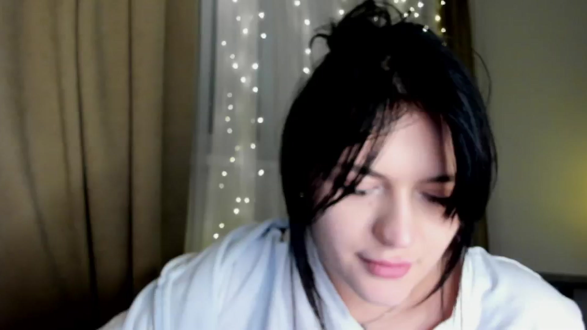 Gallery image thumbnail from TribleMary's myfreecams stream on, 12/22/2025, 20:11 image 13 of 20