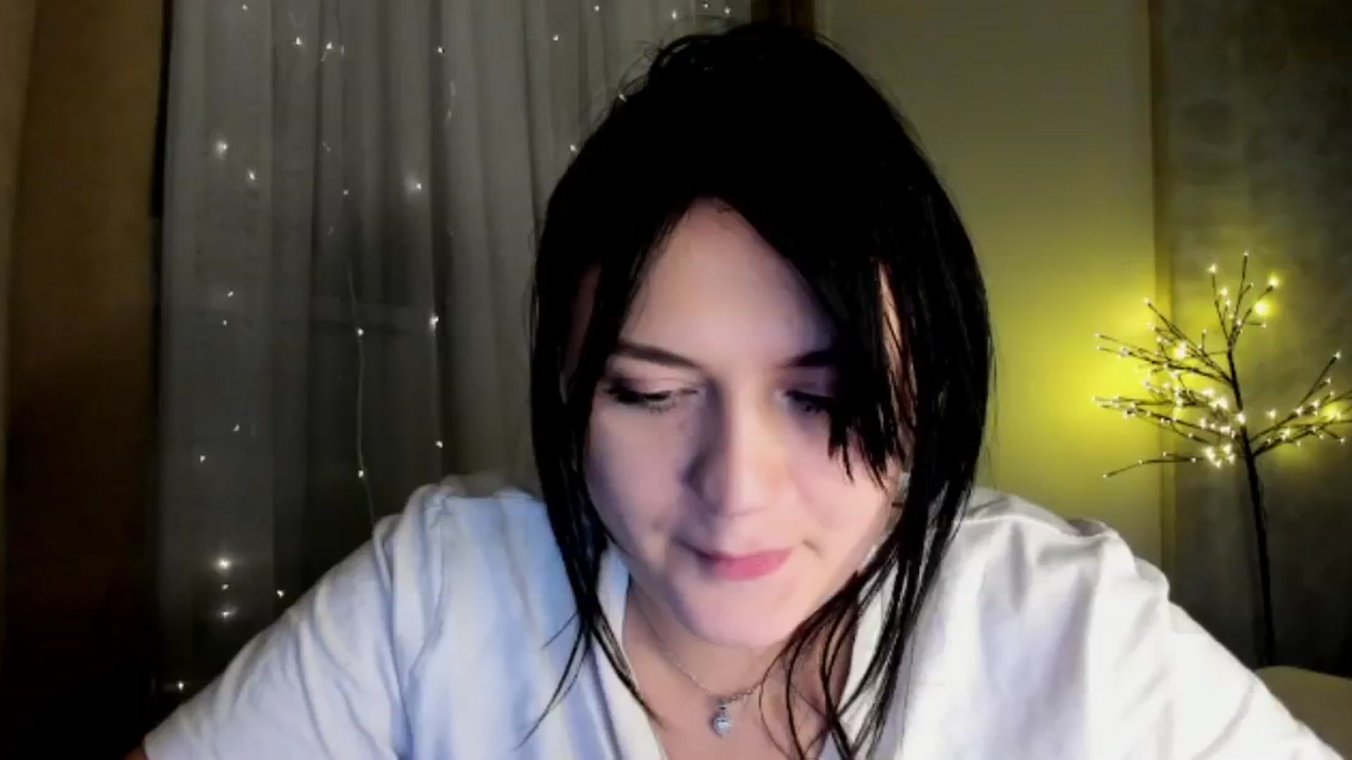 Gallery image thumbnail from TribleMary's myfreecams stream on, 12/22/2025, 21:39 image 5 of 20