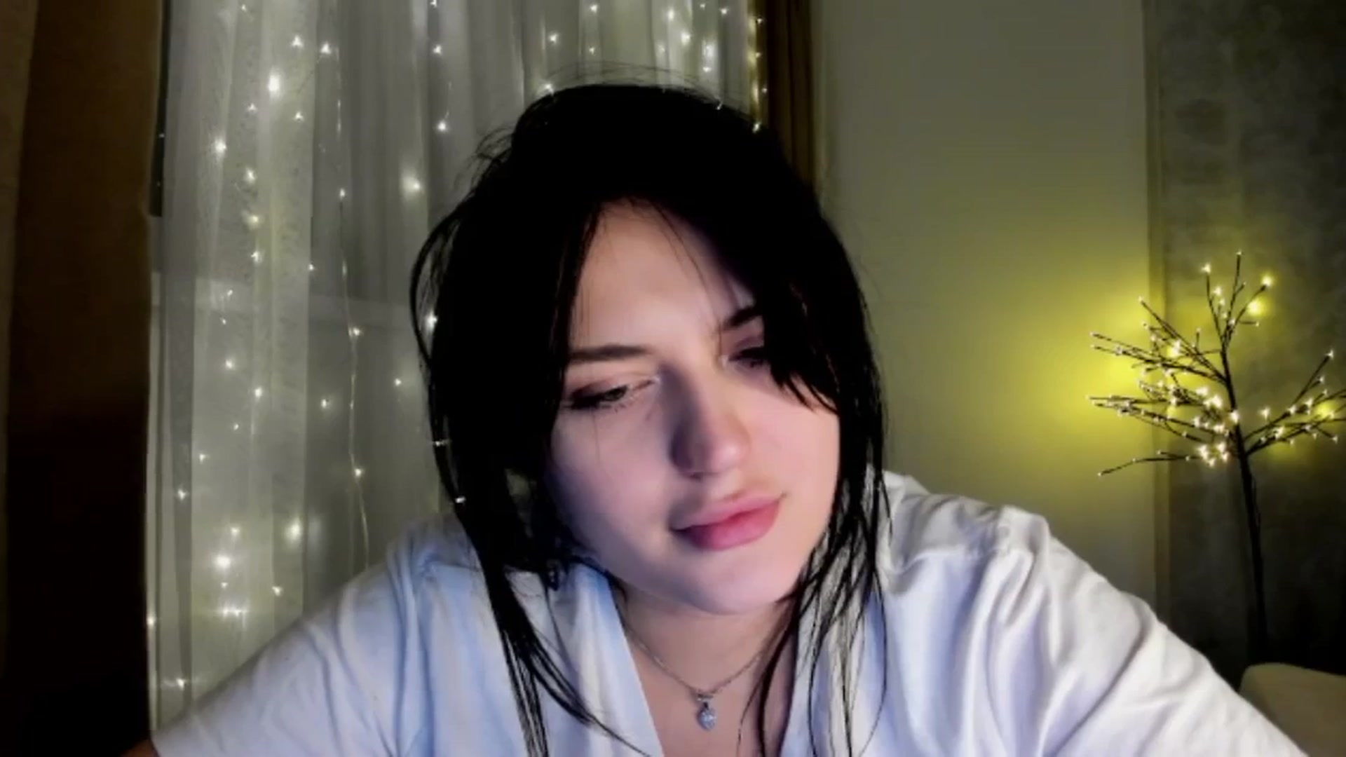 Gallery image thumbnail from TribleMary's myfreecams stream on, 12/22/2025, 21:39 image 16 of 20