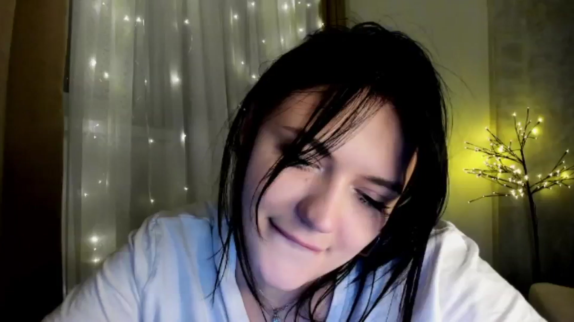 Gallery image thumbnail from TribleMary's myfreecams stream on, 12/22/2025, 21:39 image 4 of 20