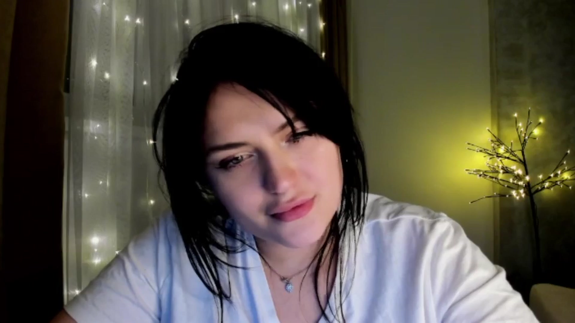Gallery image thumbnail from TribleMary's myfreecams stream on, 12/22/2025, 21:39 image 18 of 20
