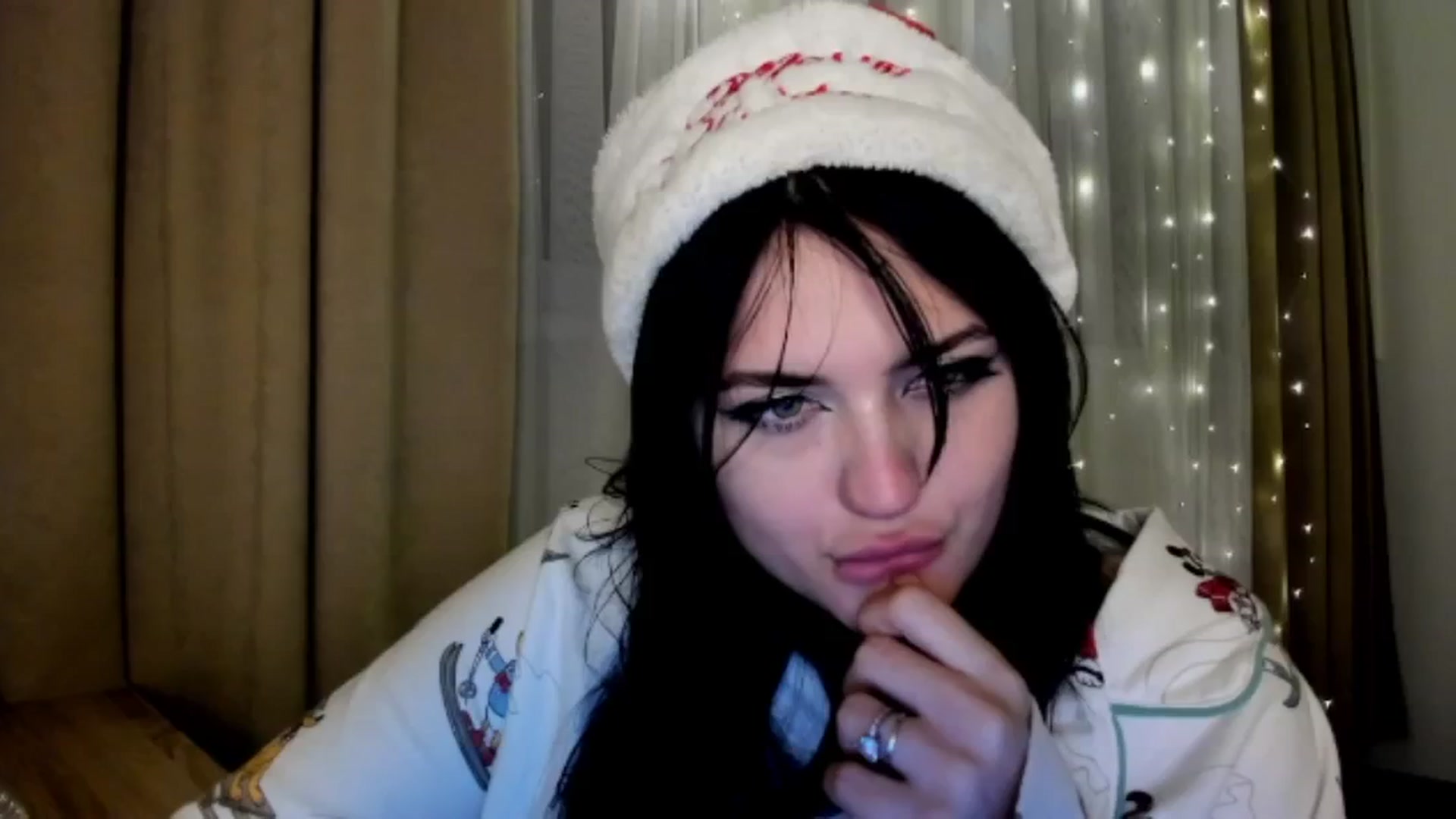 Gallery image thumbnail from TribleMary's myfreecams stream on, 12/27/2025, 22:59 image 7 of 20