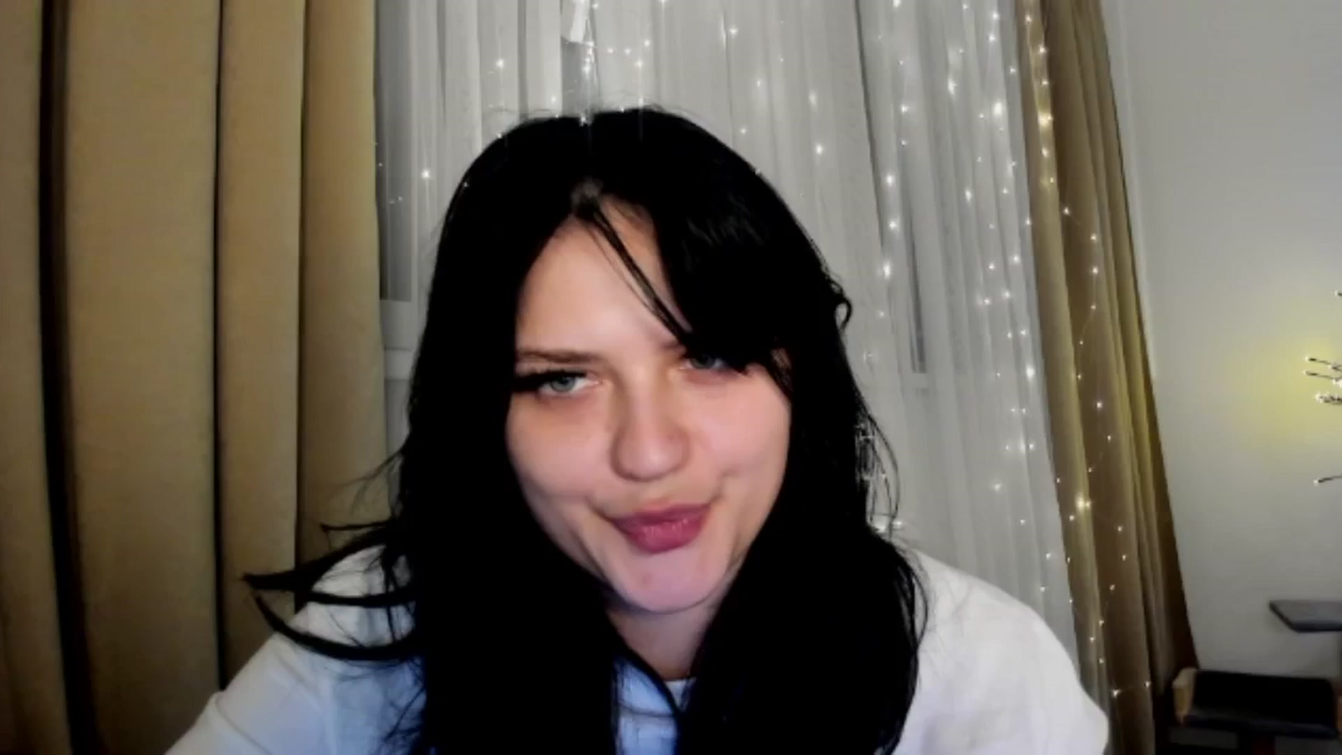 Gallery image thumbnail from TribleMary's myfreecams stream on, 01/06/2026, 18:59 image 16 of 20