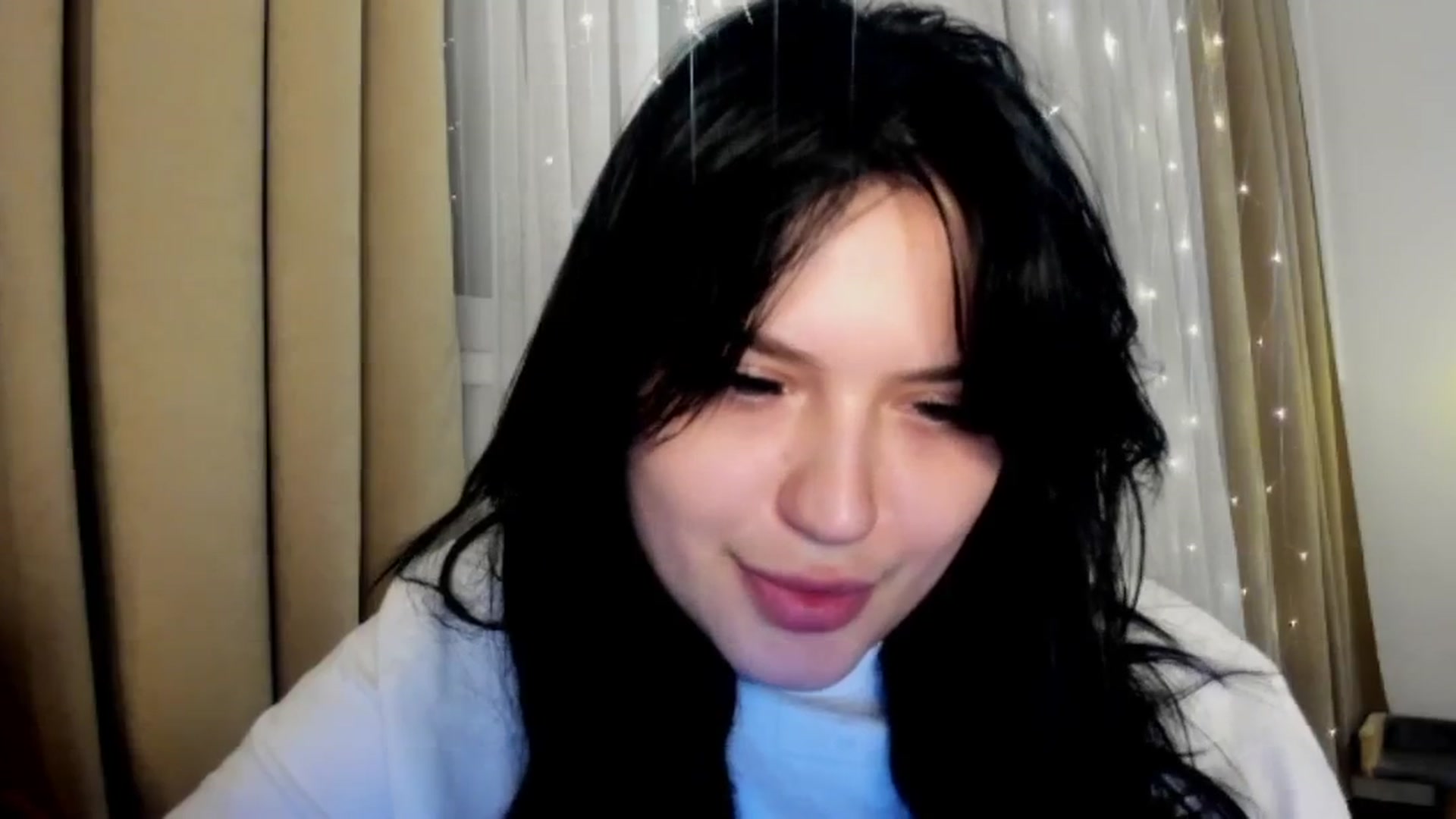 Gallery image thumbnail from TribleMary's myfreecams stream on, 01/06/2026, 20:00 image 18 of 20