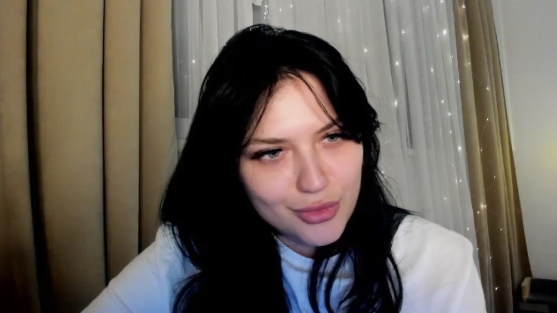 Gallery image thumbnail from TribleMary's myfreecams stream on, 01/06/2026, 20:00 image 6 of 20