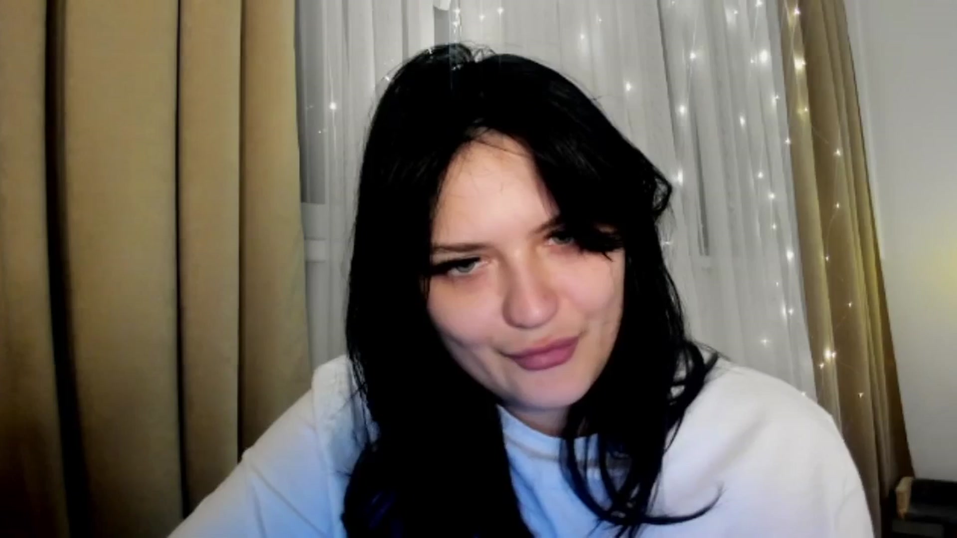 Gallery image thumbnail from TribleMary's myfreecams stream on, 01/06/2026, 20:00 image 4 of 20