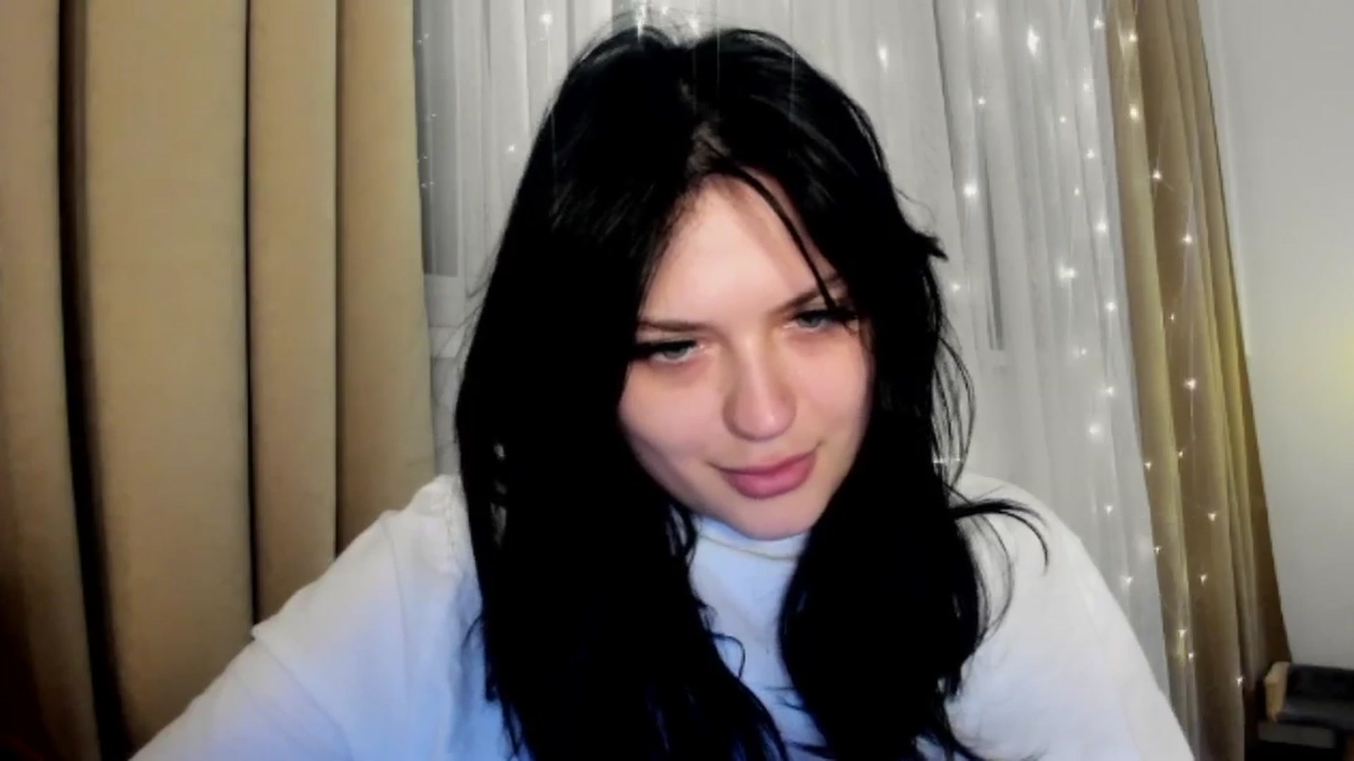 Gallery image thumbnail from TribleMary's myfreecams stream on, 01/06/2026, 20:00 image 13 of 20