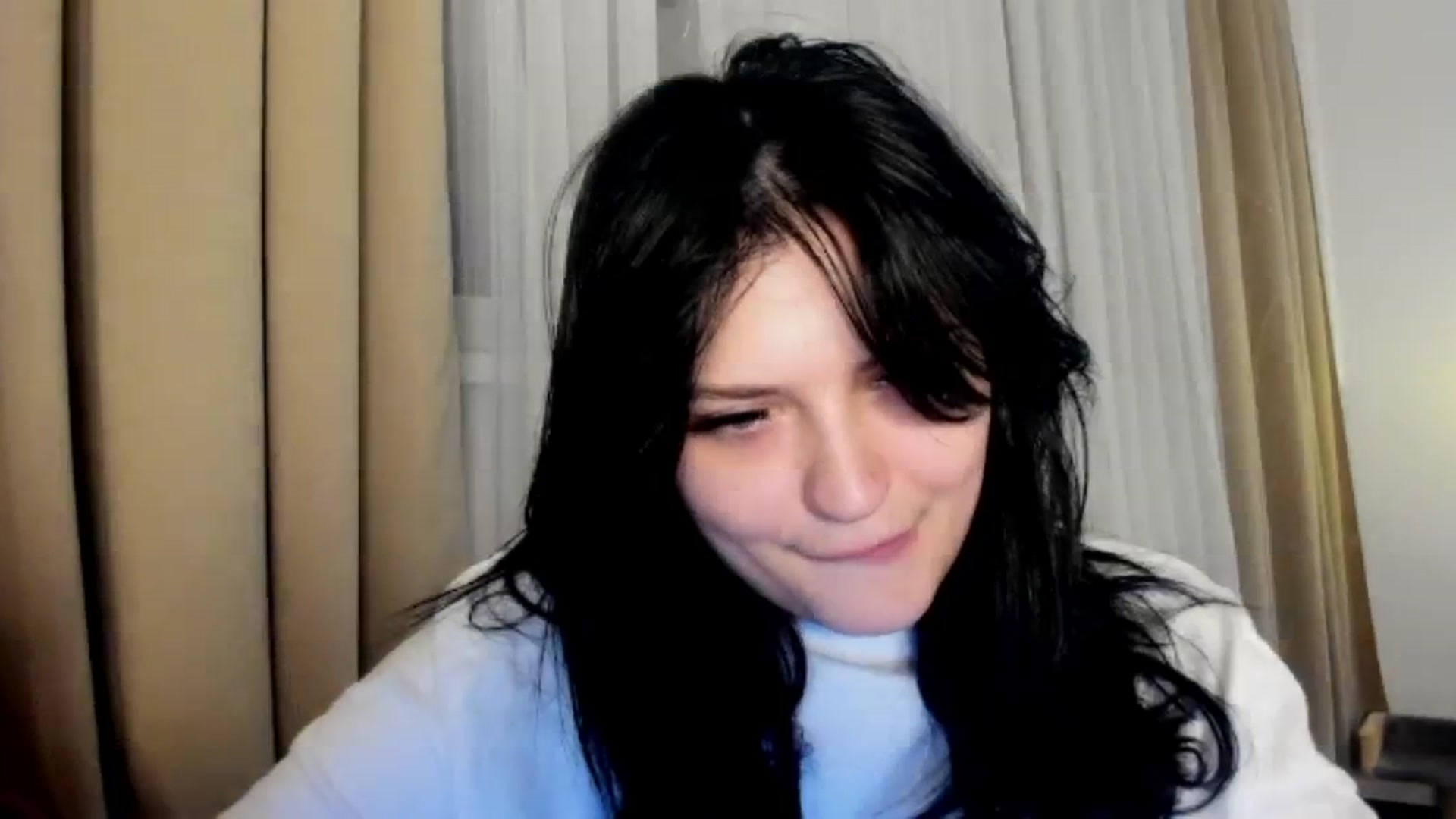 Gallery image thumbnail from TribleMary's myfreecams stream on, 01/06/2026, 20:00 image 19 of 20