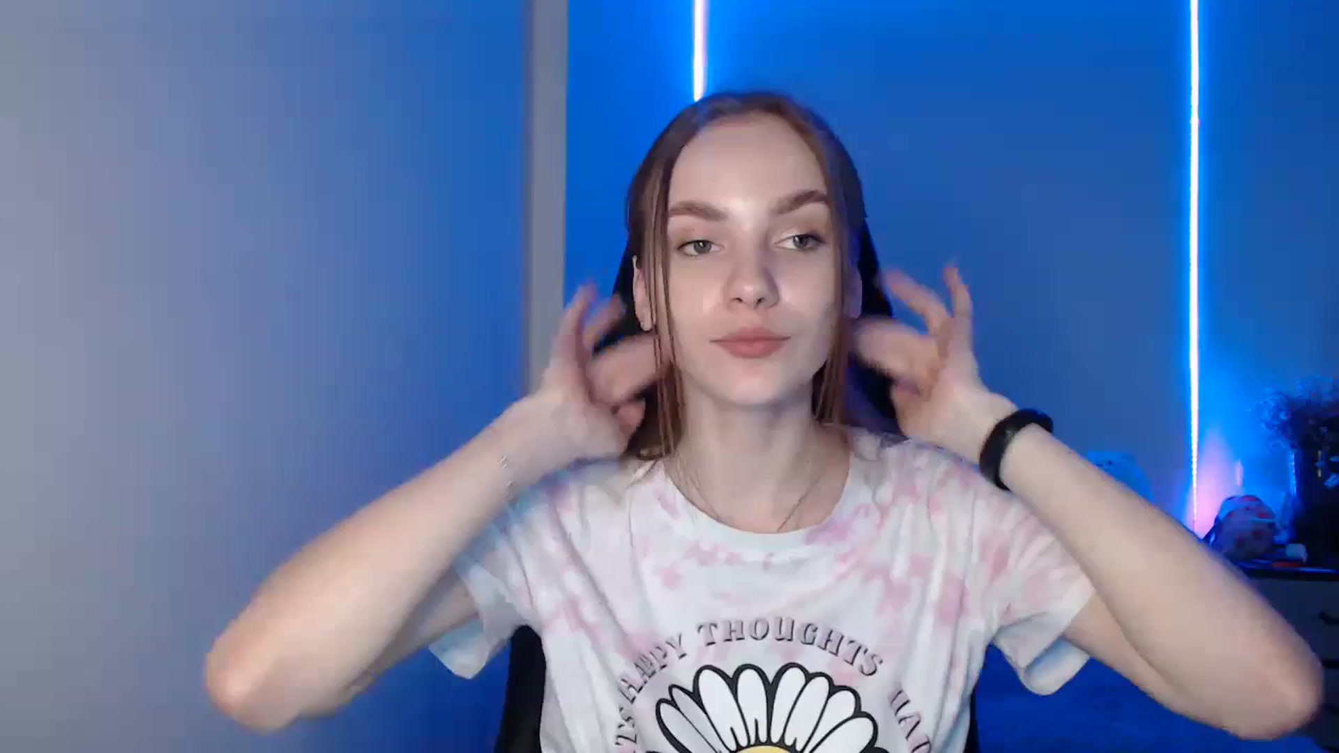 Gallery image thumbnail from Tricky_Nikki's myfreecams stream on, 06/27/2023, 18:13 image 1 of 20