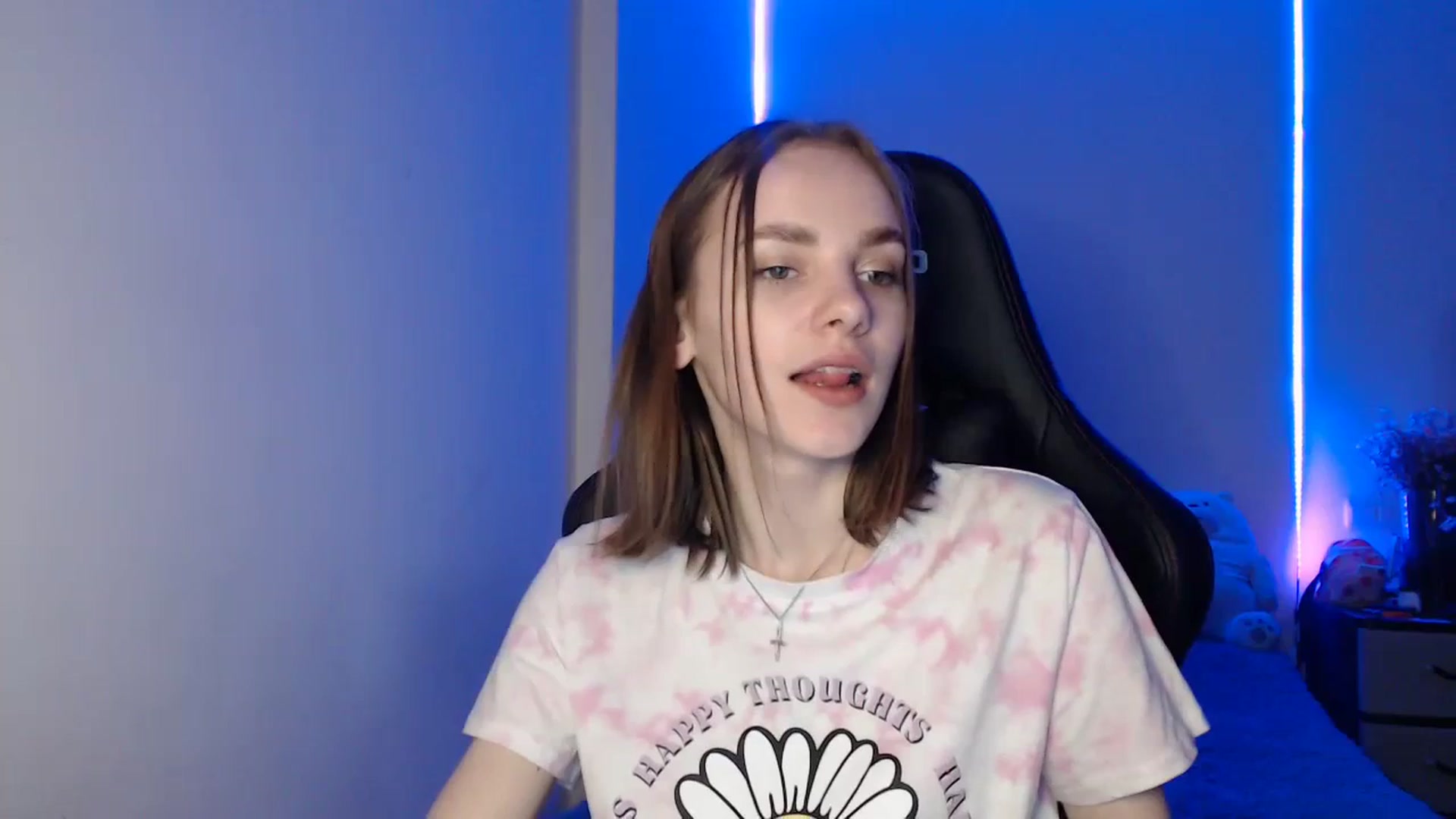 Gallery image thumbnail from Tricky_Nikki's myfreecams stream on, 06/27/2023, 18:13 image 17 of 20