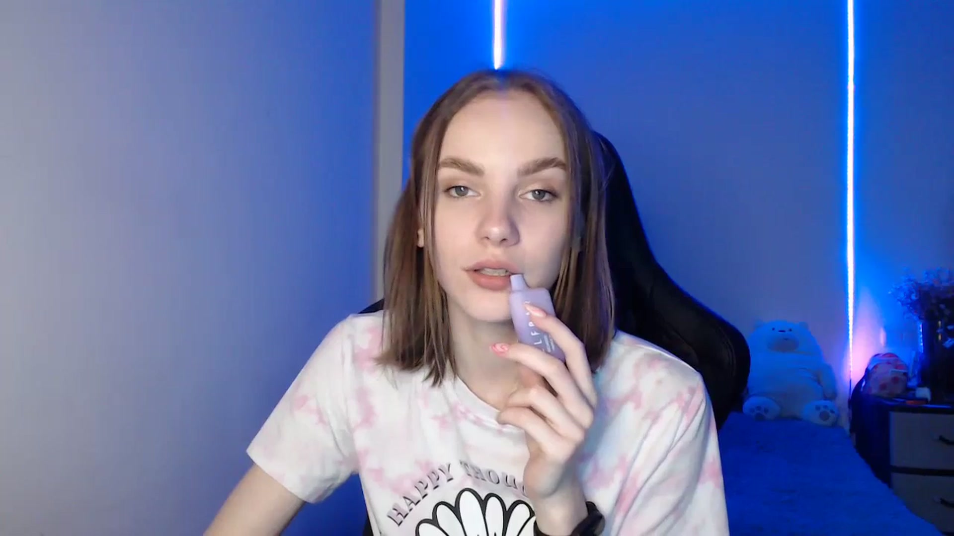 Gallery image thumbnail from Tricky_Nikki's myfreecams stream on, 06/27/2023, 18:13 image 5 of 20