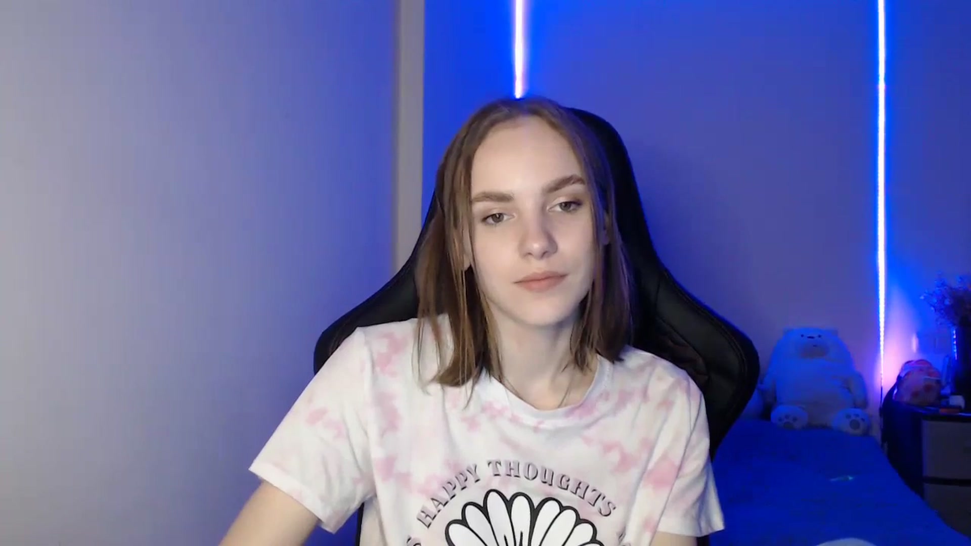 Gallery image thumbnail from Tricky_Nikki's myfreecams stream on, 06/27/2023, 18:37 image 2 of 20