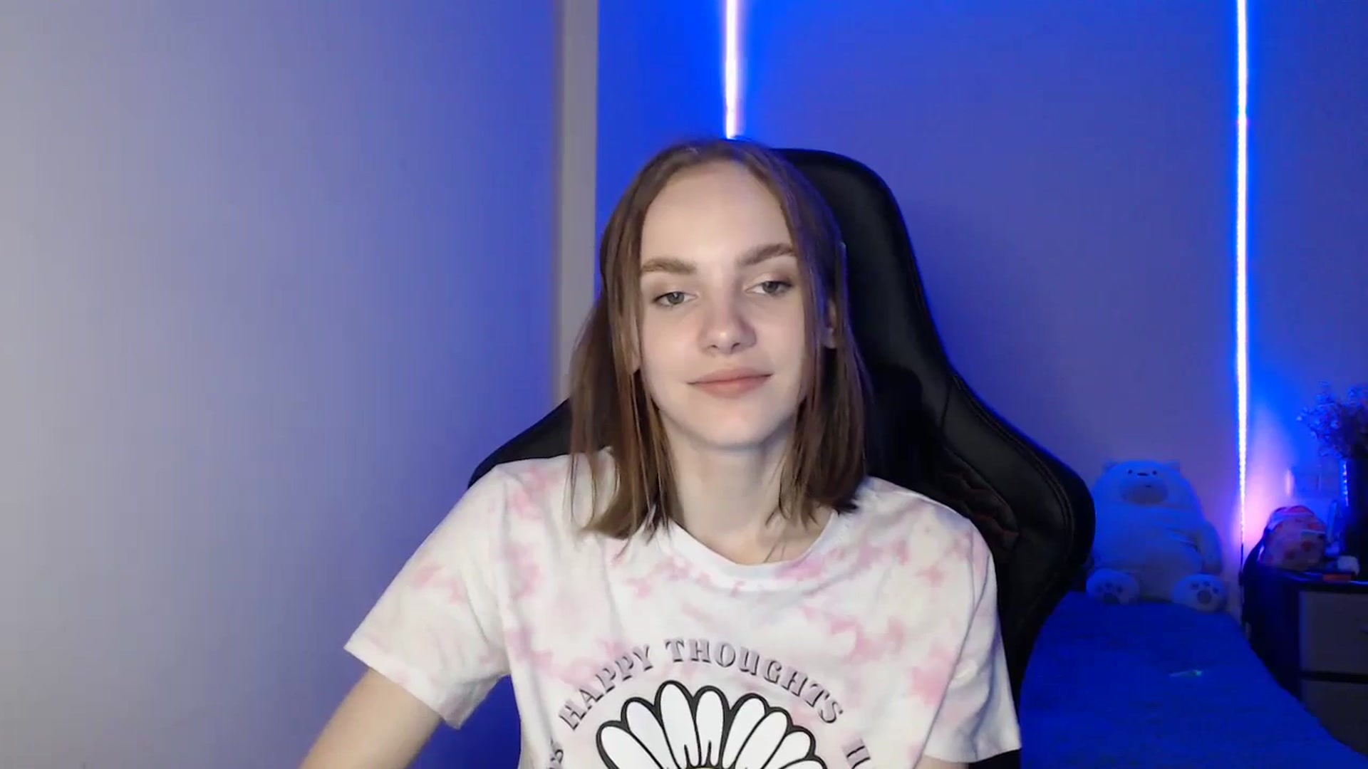 Gallery image thumbnail from Tricky_Nikki's myfreecams stream on, 06/27/2023, 18:37 image 7 of 20