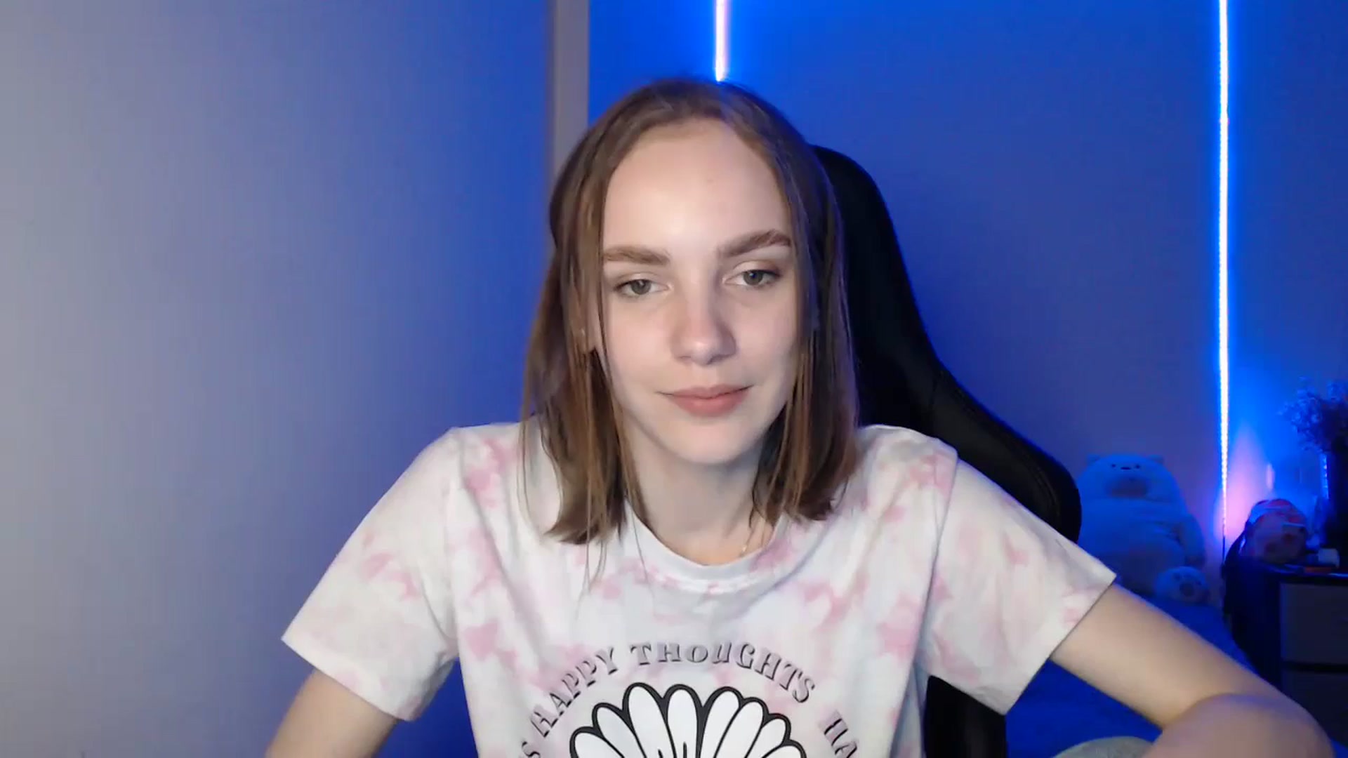 Gallery image thumbnail from Tricky_Nikki's myfreecams stream on, 06/27/2023, 18:37 image 17 of 20