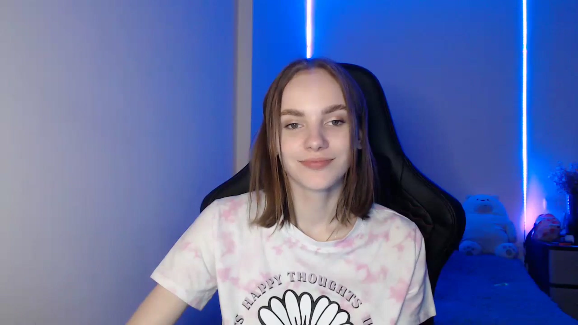 Gallery image thumbnail from Tricky_Nikki's myfreecams stream on, 06/27/2023, 18:37 image 8 of 20