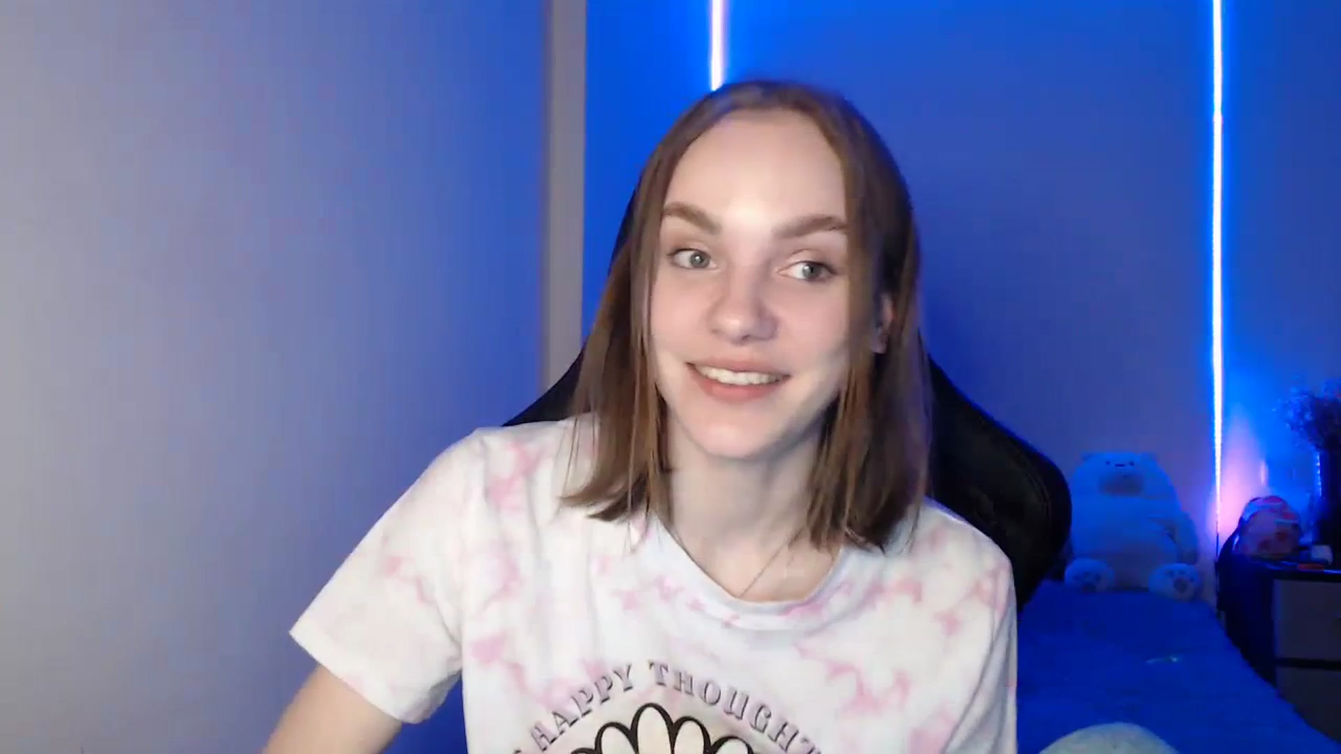 Gallery image thumbnail from Tricky_Nikki's myfreecams stream on, 06/27/2023, 18:37 image 15 of 20