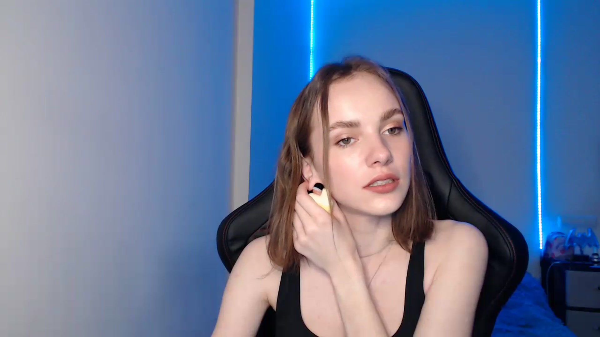 Gallery image thumbnail from Tricky_Nikki's myfreecams stream on, 07/08/2023, 19:53 image 6 of 20