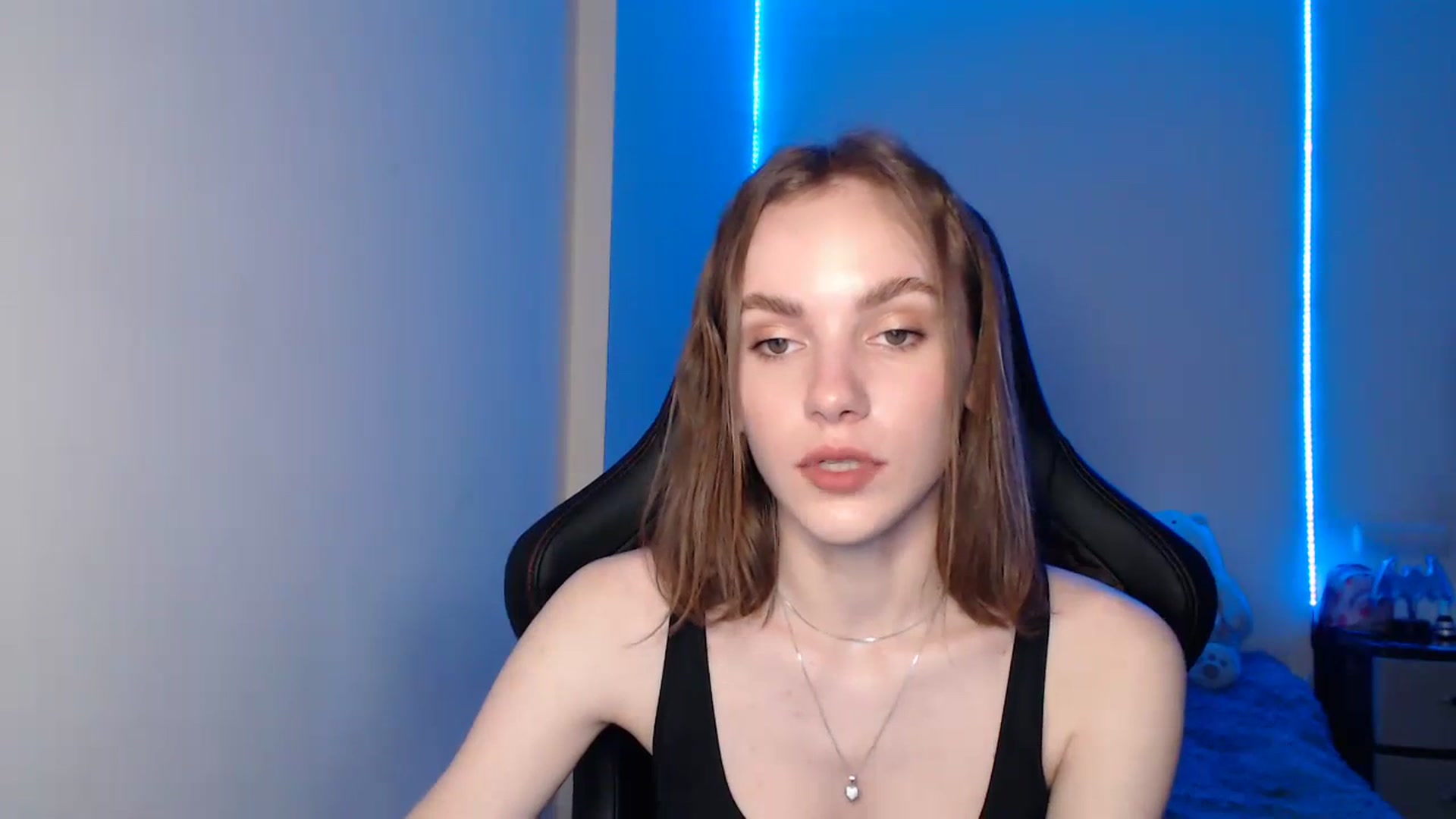 Gallery image thumbnail from Tricky_Nikki's myfreecams stream on, 07/08/2023, 19:53 image 16 of 20