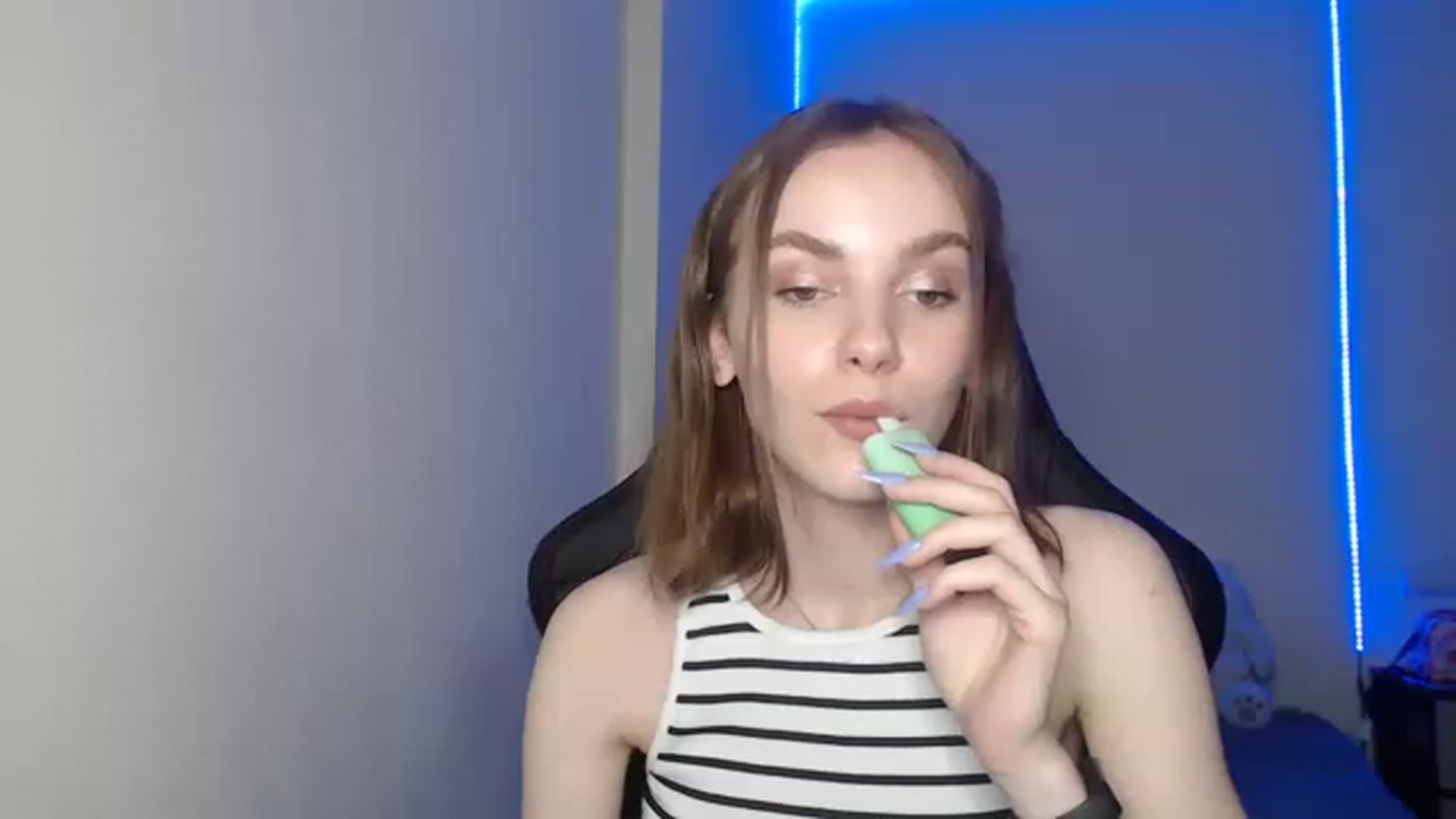 Gallery image thumbnail from Tricky_Nikki's myfreecams stream on, 07/25/2023, 18:02 image 15 of 20