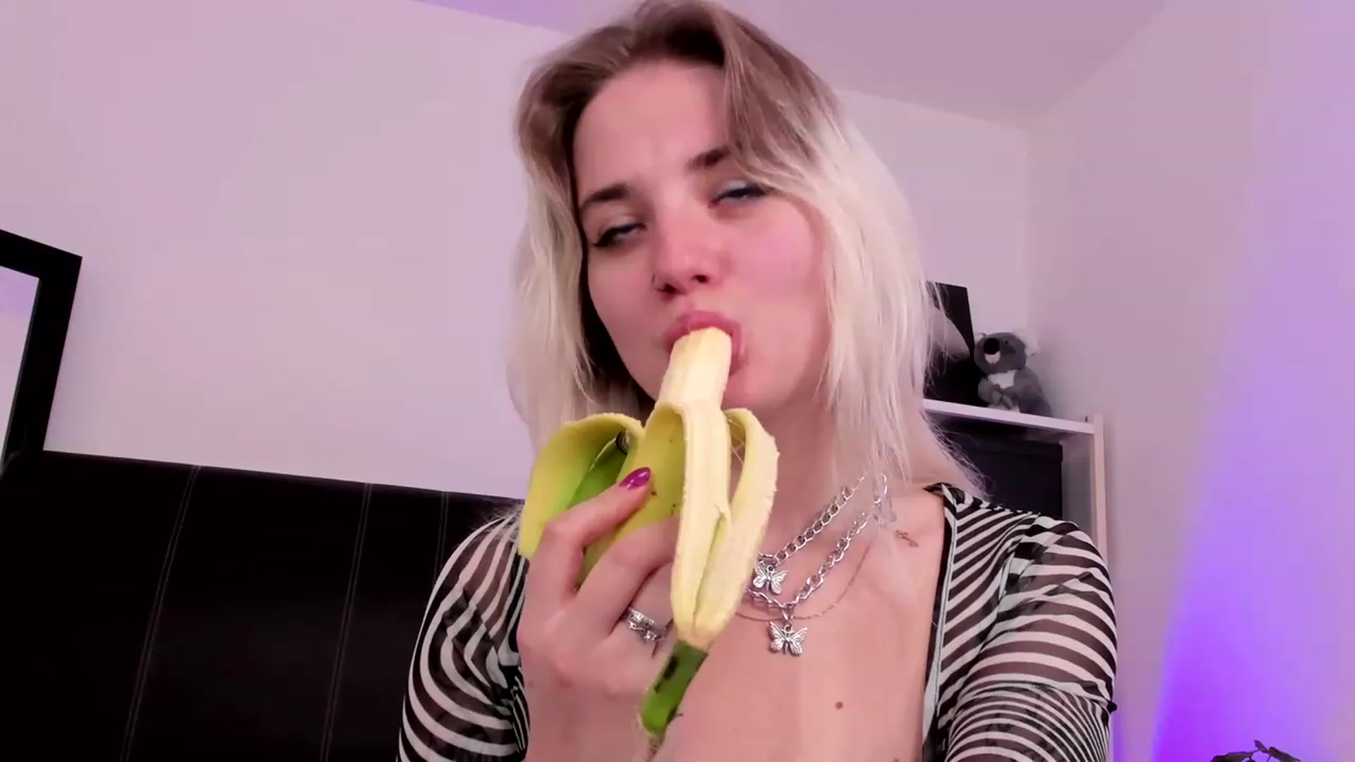 Gallery image thumbnail from Tricky_Pixy's myfreecams stream on, 11/26/2022, 11:13 image 8 of 20