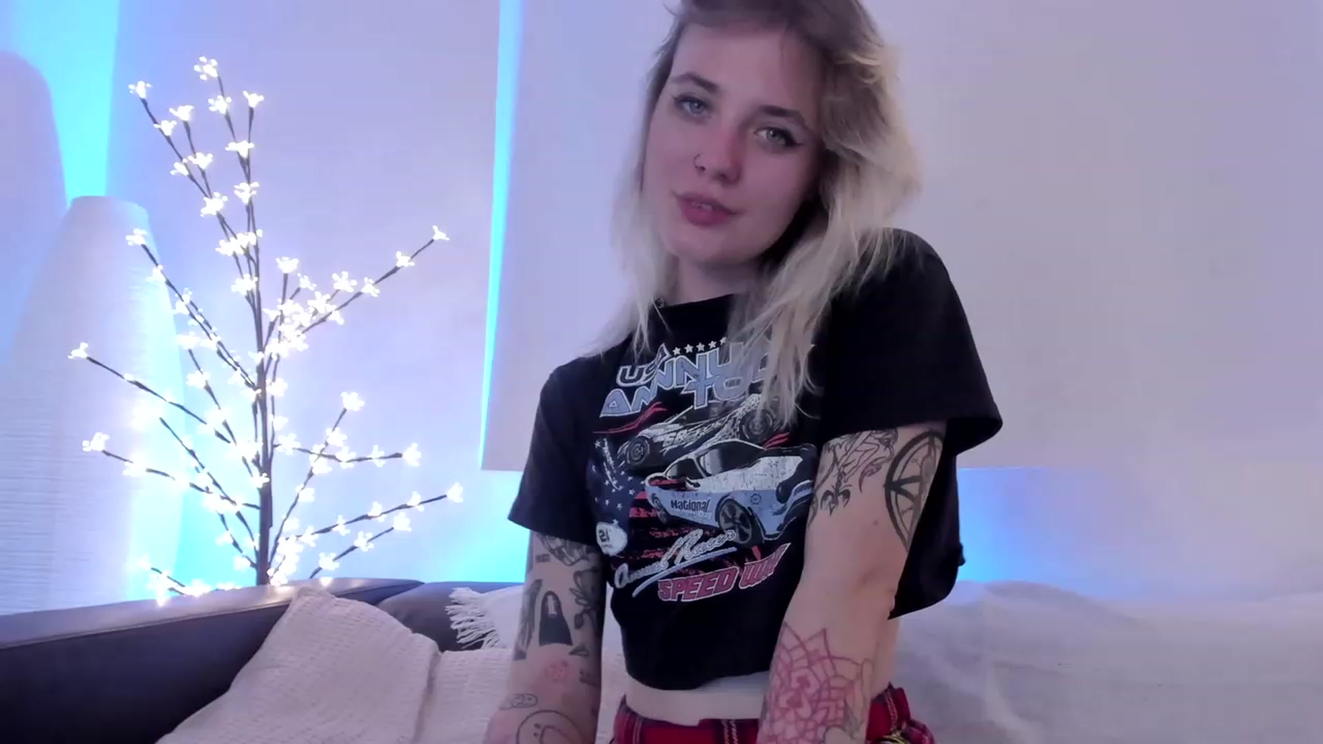 Gallery image thumbnail from Tricky_Pixy's myfreecams stream on, 11/28/2022, 11:05 image 10 of 20
