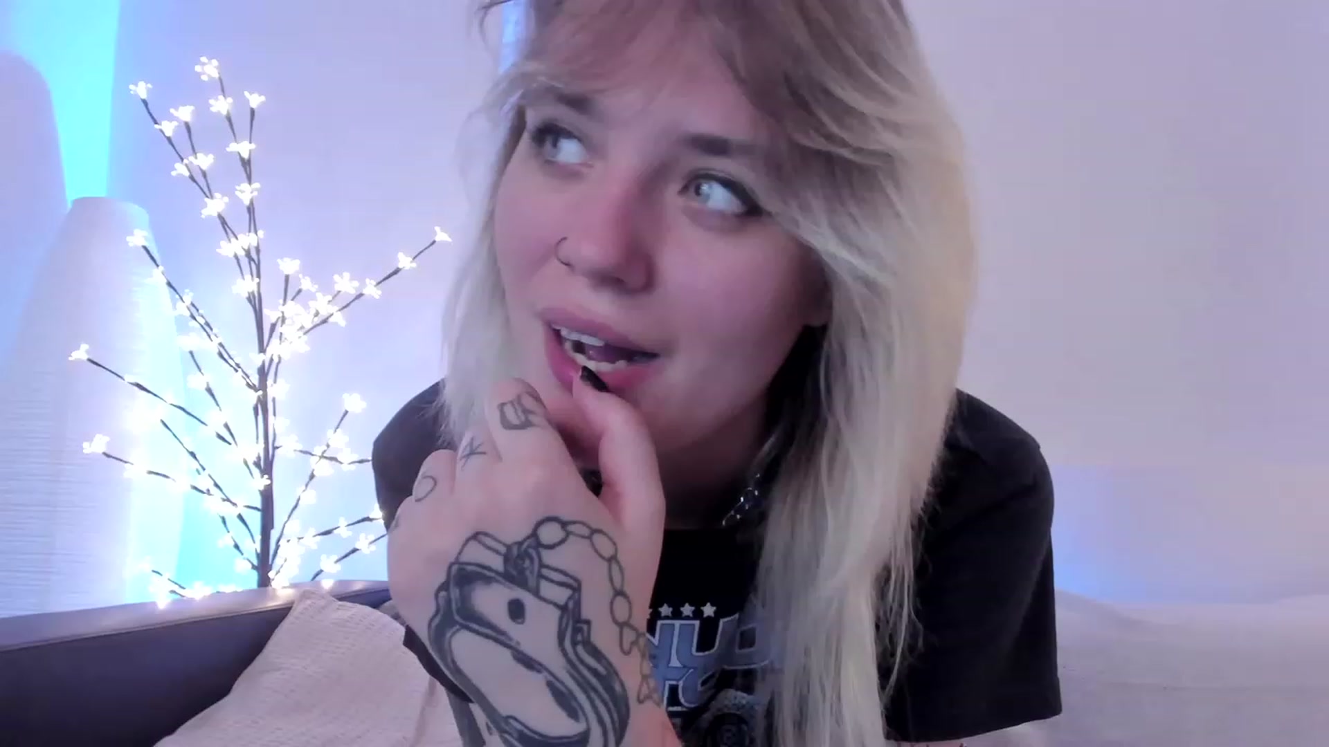 Gallery image thumbnail from Tricky_Pixy's myfreecams stream on, 11/28/2022, 11:05 image 13 of 20