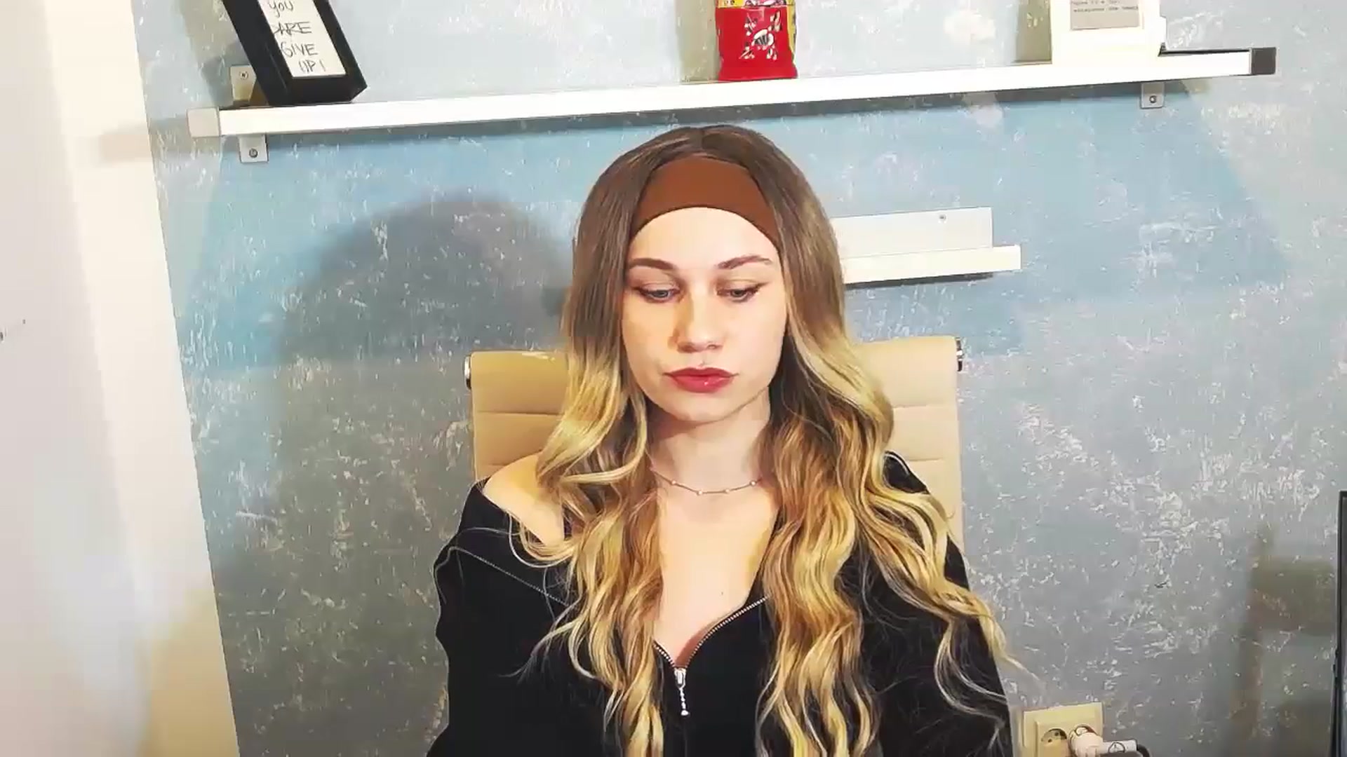 Gallery image thumbnail from TrinityK's myfreecams stream on, 02/21/2024, 13:38 image 19 of 20