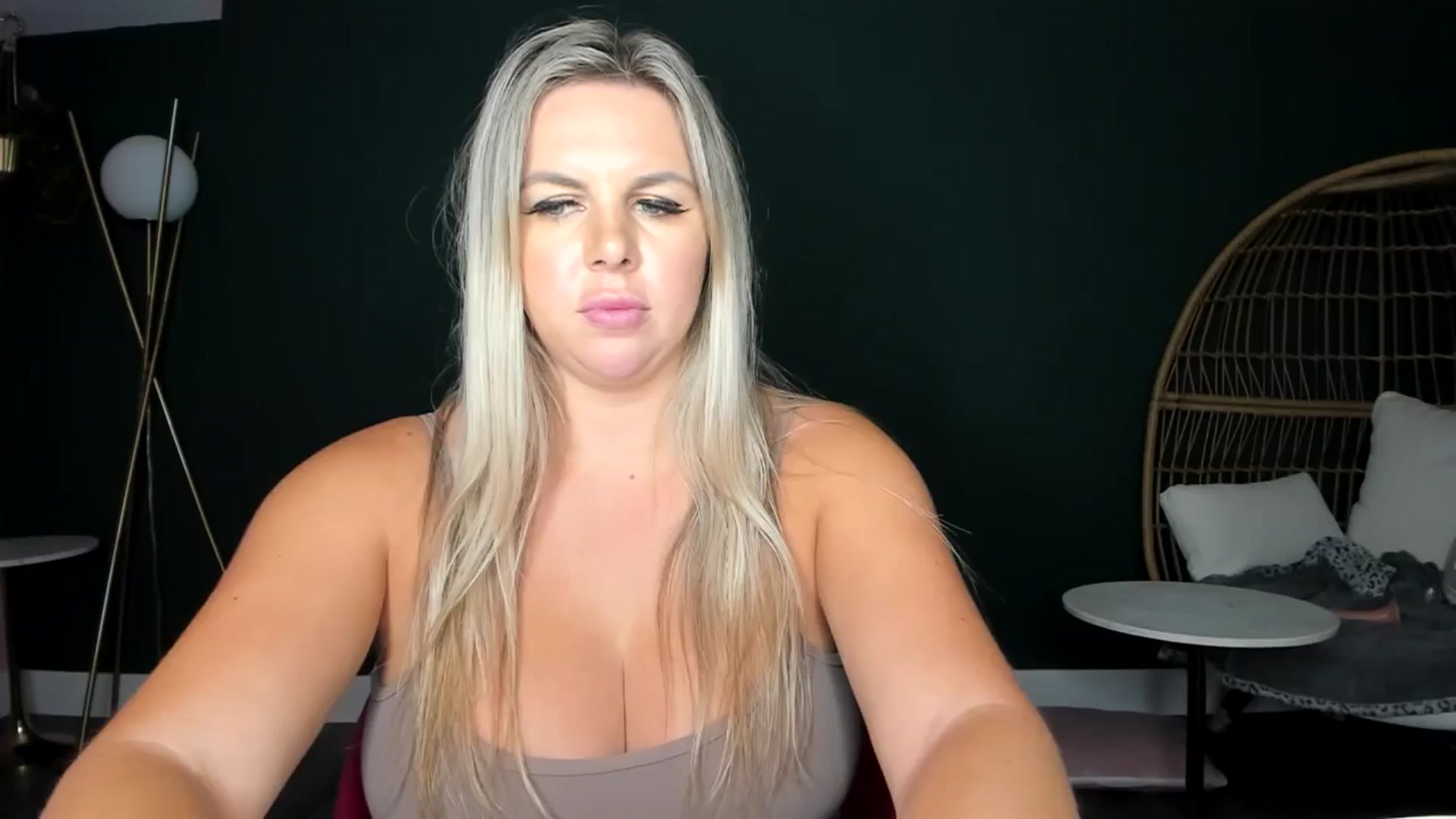 Gallery image thumbnail from TripleDBabe's myfreecams stream on, 11/18/2025, 02:34 image 4 of 20