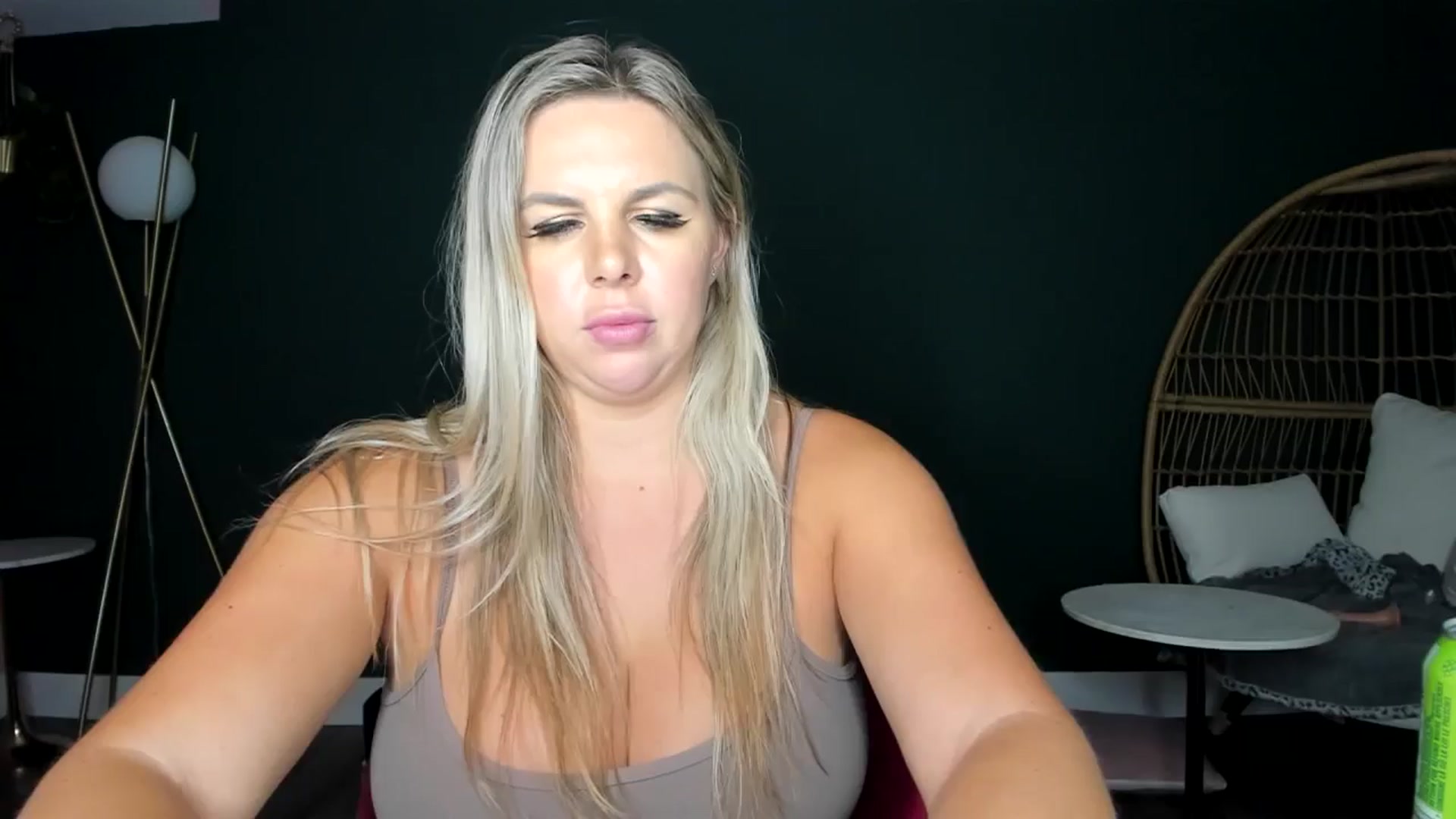 Gallery image thumbnail from TripleDBabe's myfreecams stream on, 11/18/2025, 02:34 image 10 of 20