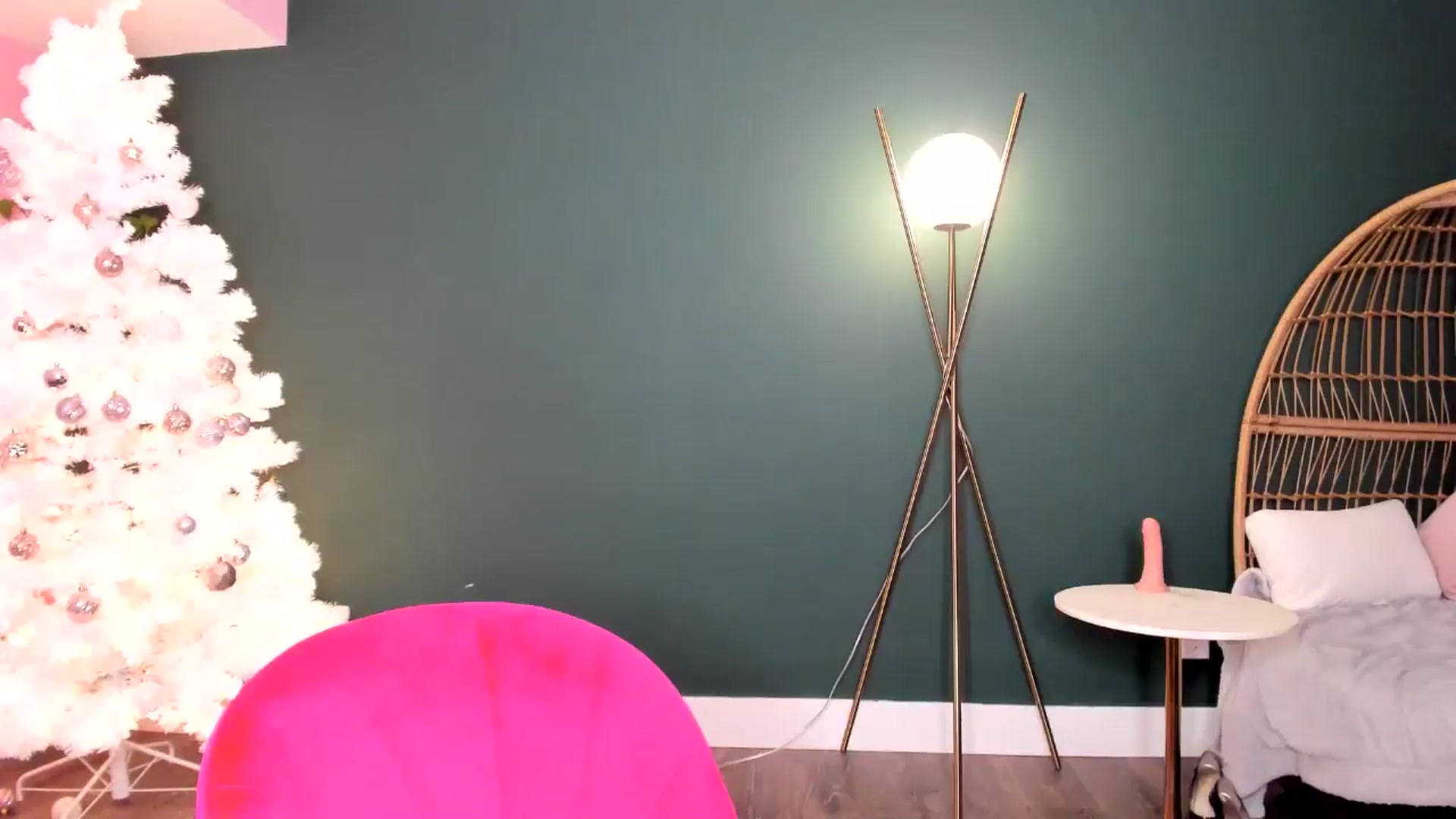 Gallery image thumbnail from TripleDBabe's myfreecams stream on, 11/29/2025, 01:10 image 19 of 20
