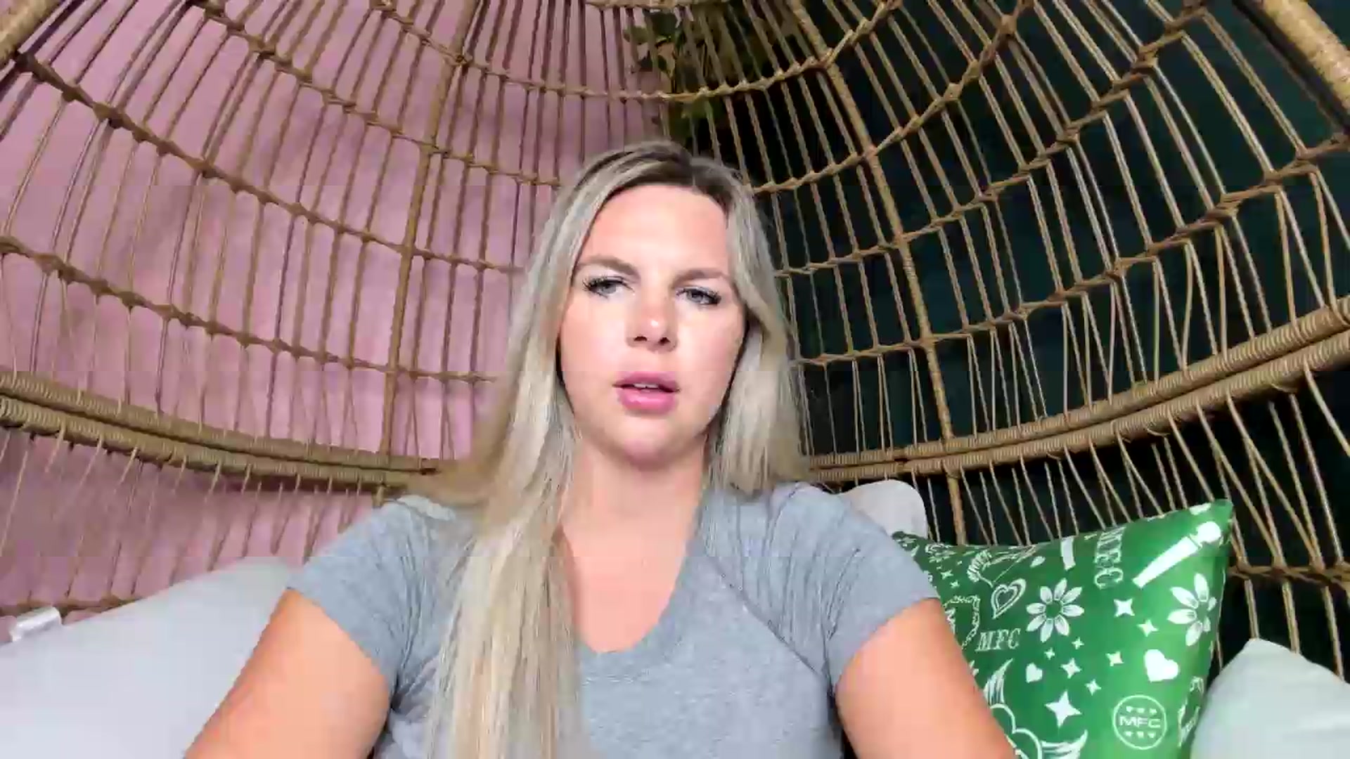 Gallery image thumbnail from TripleDBabe's myfreecams stream on, 06/05/2026, 04:35 image 16 of 20