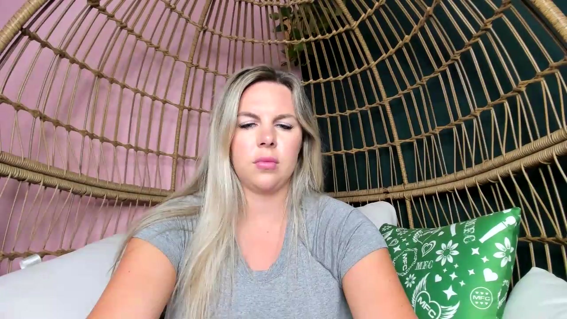 Gallery image thumbnail from TripleDBabe's myfreecams stream on, 06/05/2026, 04:35 image 9 of 20