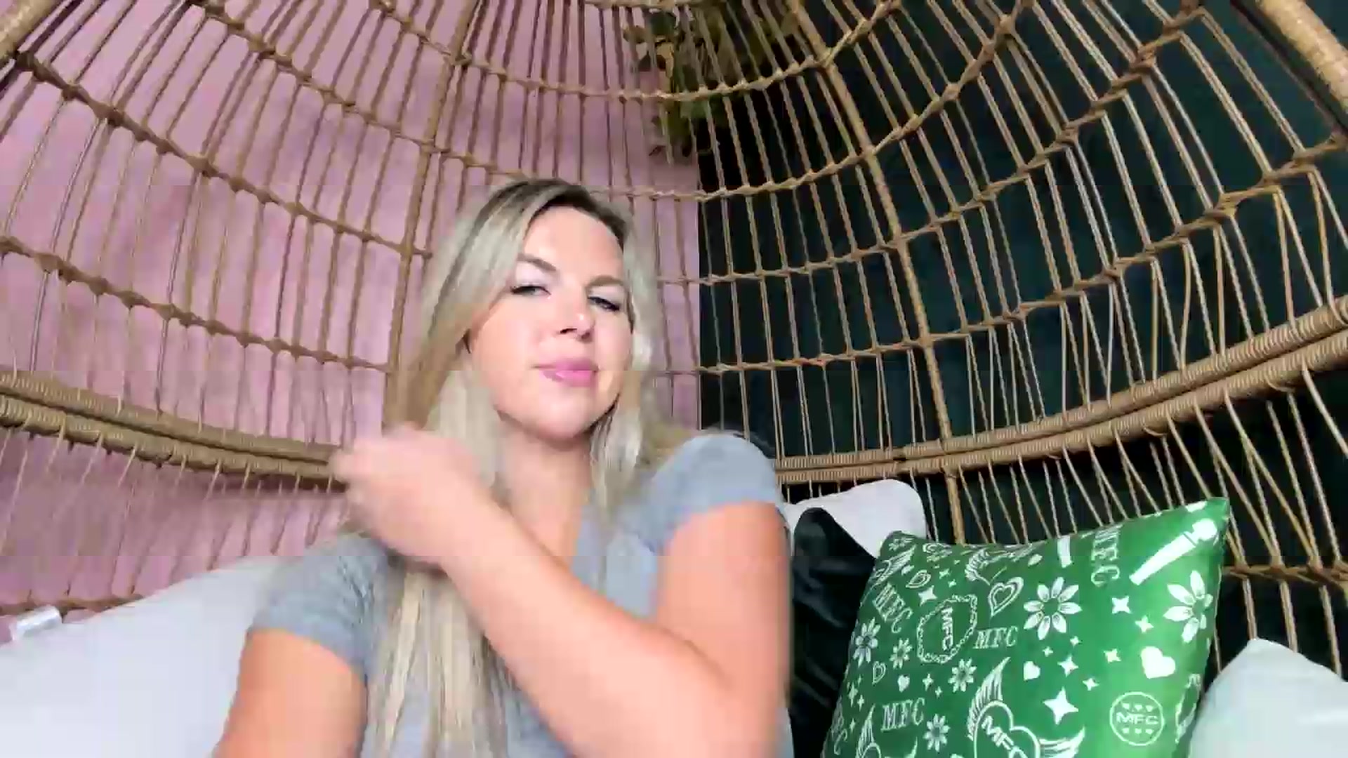 Gallery image thumbnail from TripleDBabe's myfreecams stream on, 06/05/2026, 04:35 image 13 of 20