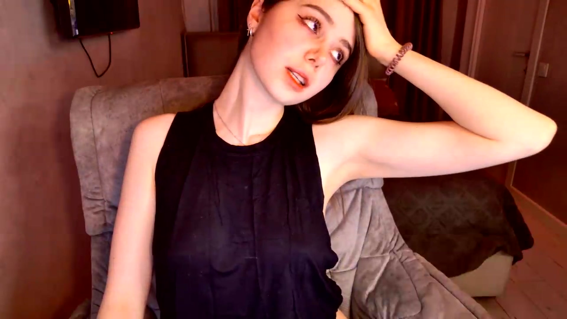 Gallery image thumbnail from TriplePrinces's myfreecams stream on, 04/29/2026, 17:59 image 14 of 20