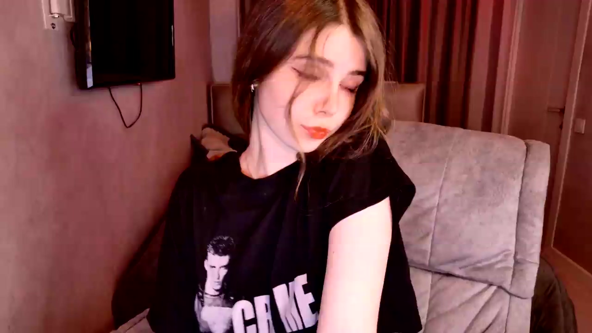 Gallery image thumbnail from TriplePrinces's myfreecams stream on, 05/27/2026, 17:50 image 3 of 20