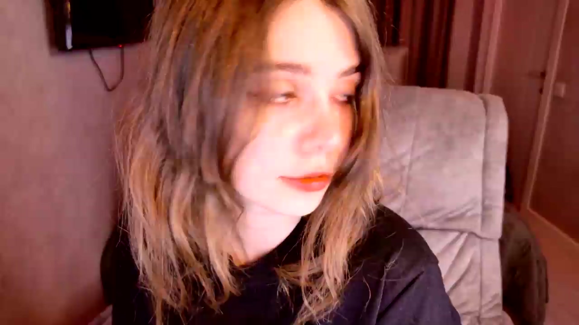 Gallery image thumbnail from TriplePrinces's myfreecams stream on, 05/27/2026, 17:50 image 18 of 20