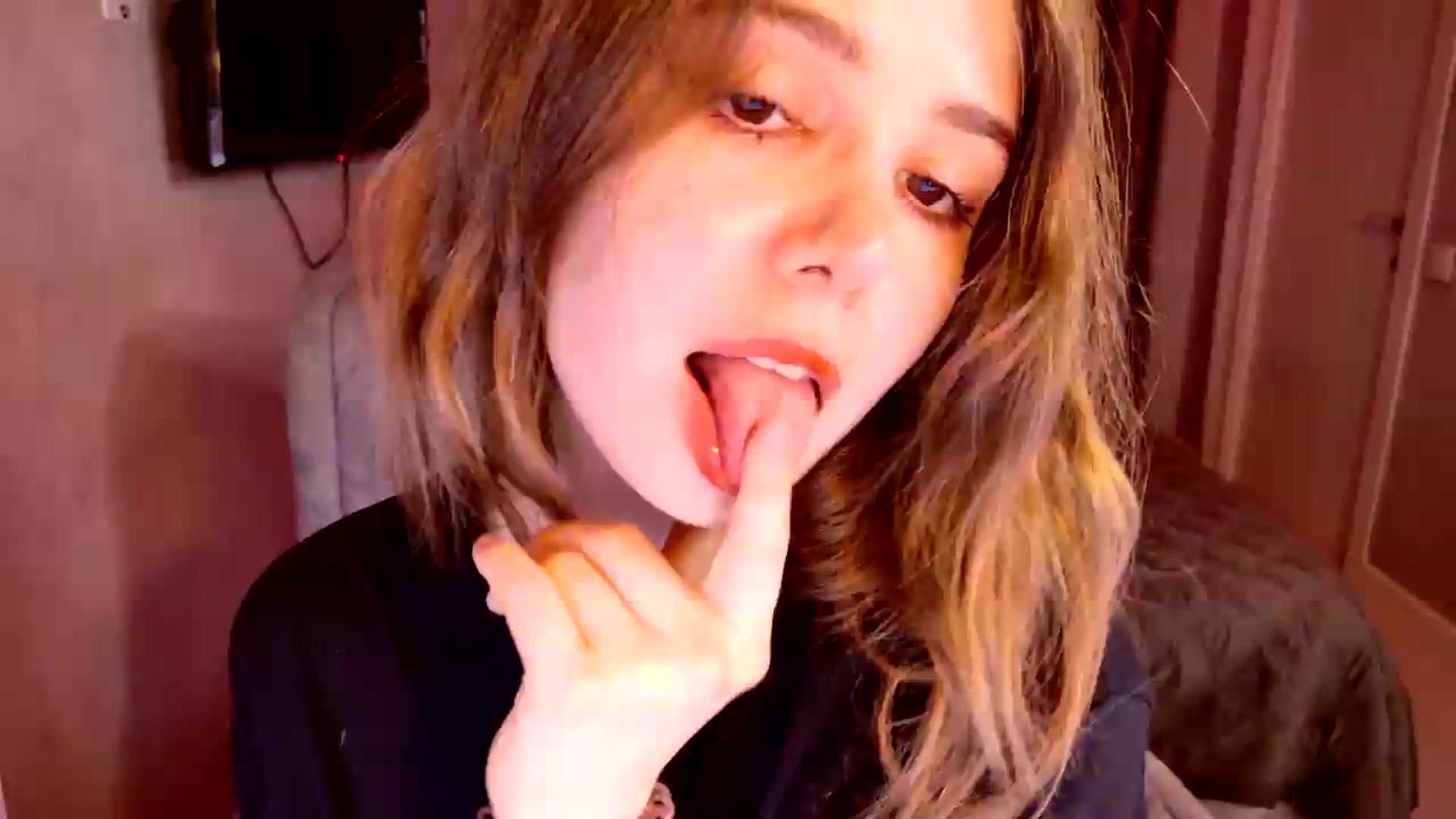 Gallery image thumbnail from TriplePrinces's myfreecams stream on, 05/27/2026, 17:50 image 10 of 20