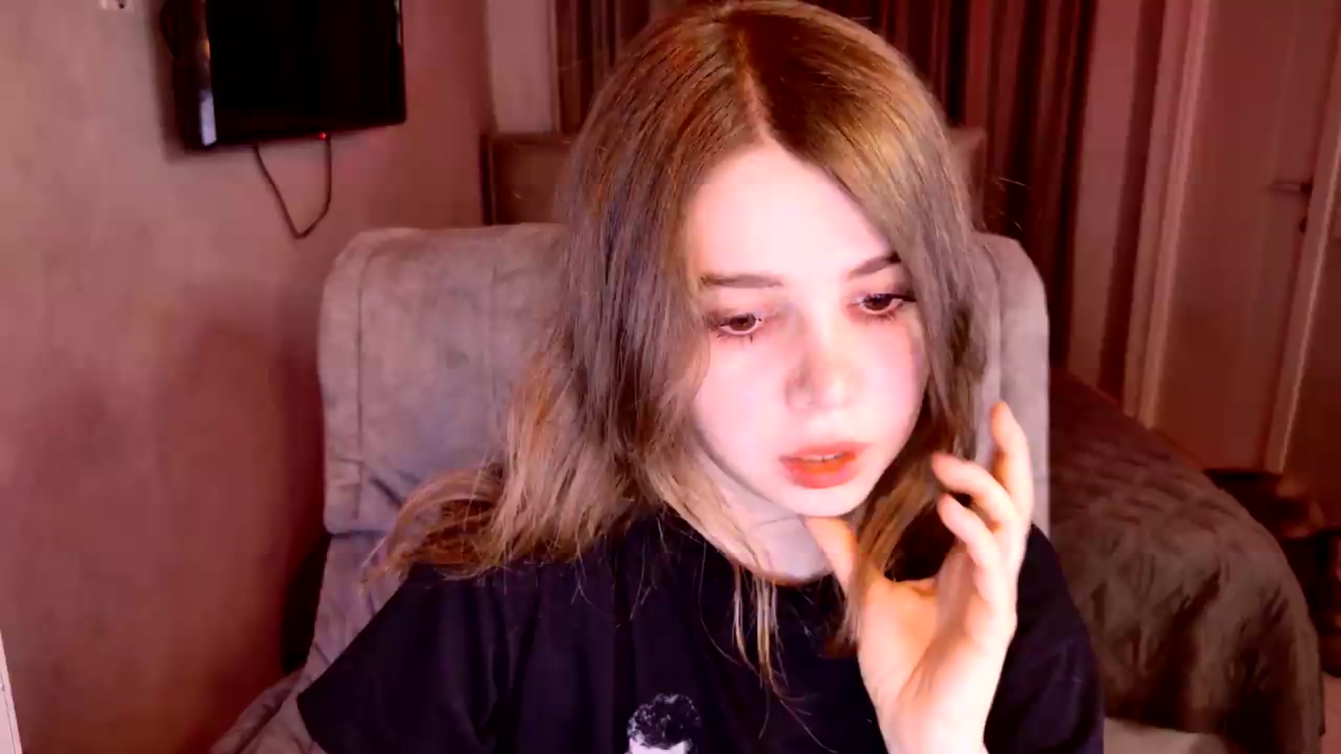 Gallery image thumbnail from TriplePrinces's myfreecams stream on, 05/27/2026, 19:12 image 8 of 20
