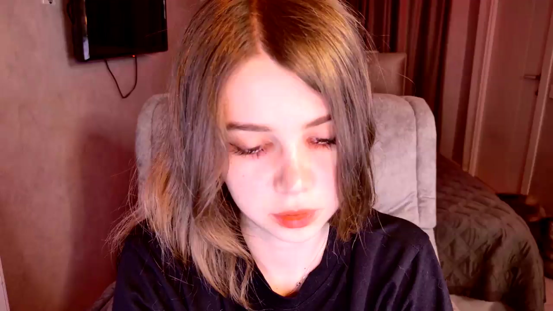 Gallery image thumbnail from TriplePrinces's myfreecams stream on, 05/27/2026, 19:12 image 13 of 20