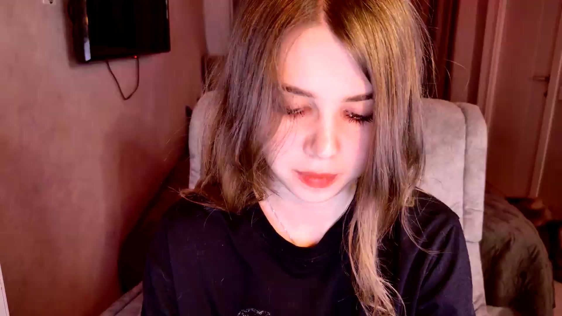 Gallery image thumbnail from TriplePrinces's myfreecams stream on, 05/27/2026, 19:12 image 17 of 20