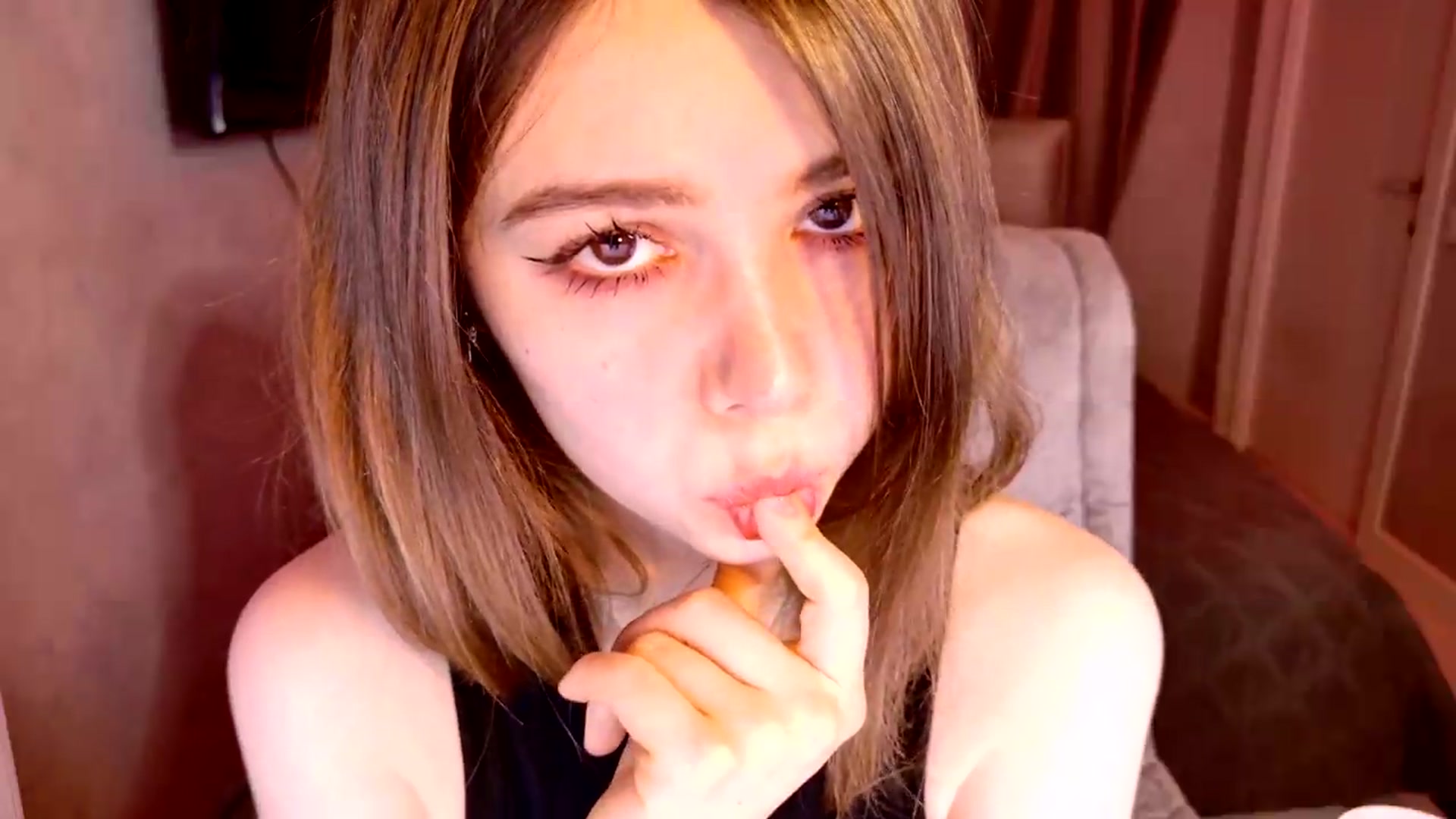 Gallery image thumbnail from TriplePrinces's myfreecams stream on, 05/31/2026, 19:18 image 7 of 20
