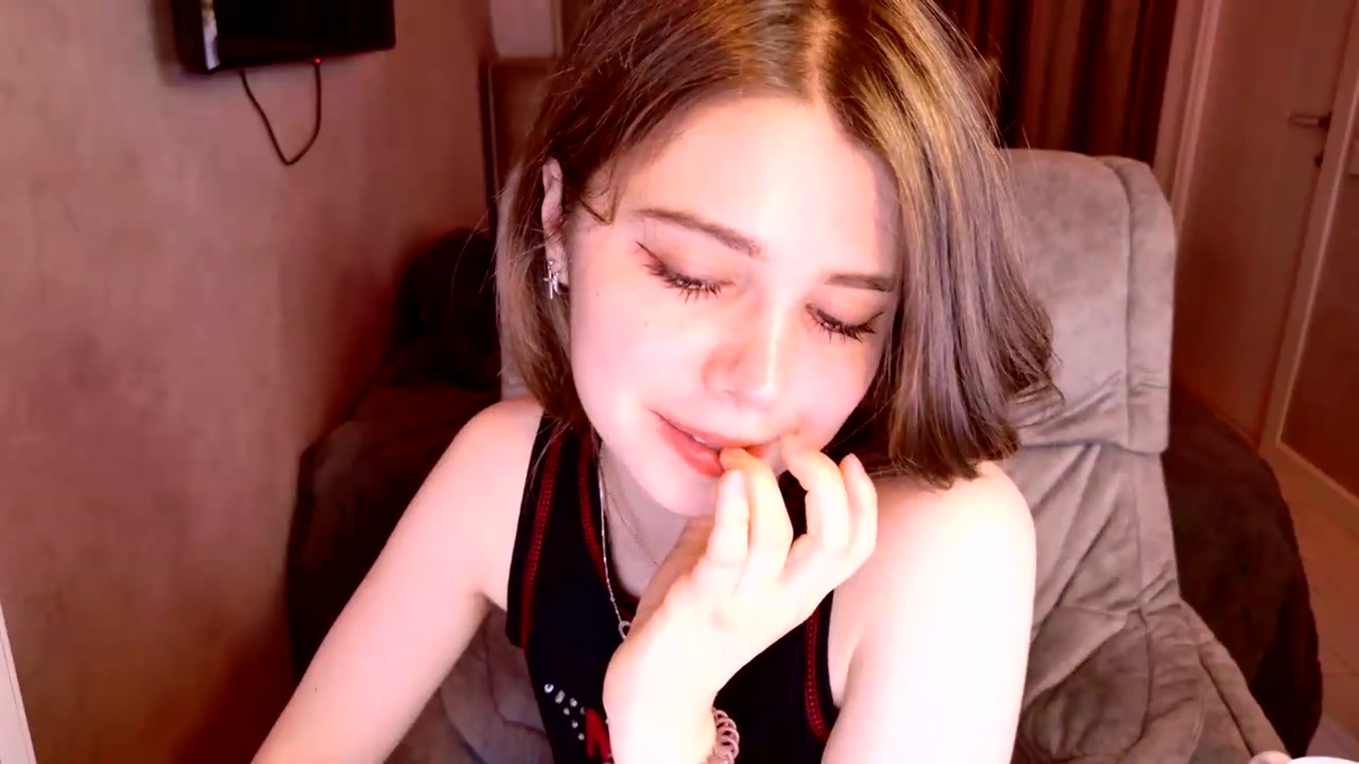 Gallery image thumbnail from TriplePrinces's myfreecams stream on, 06/12/2026, 19:25 image 18 of 20