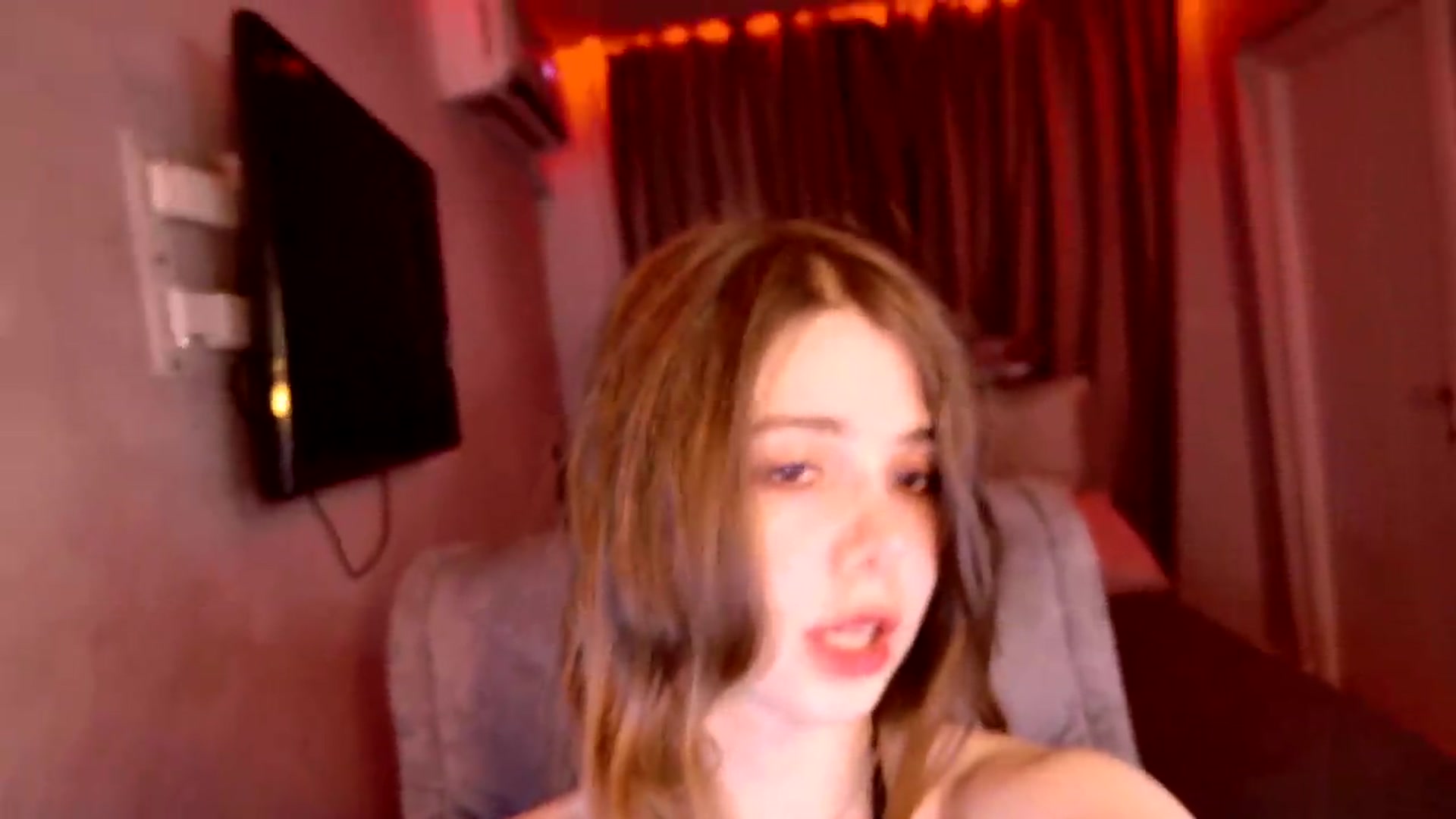 Gallery image thumbnail from TriplePrinces's myfreecams stream on, 07/10/2026, 18:00 image 16 of 20