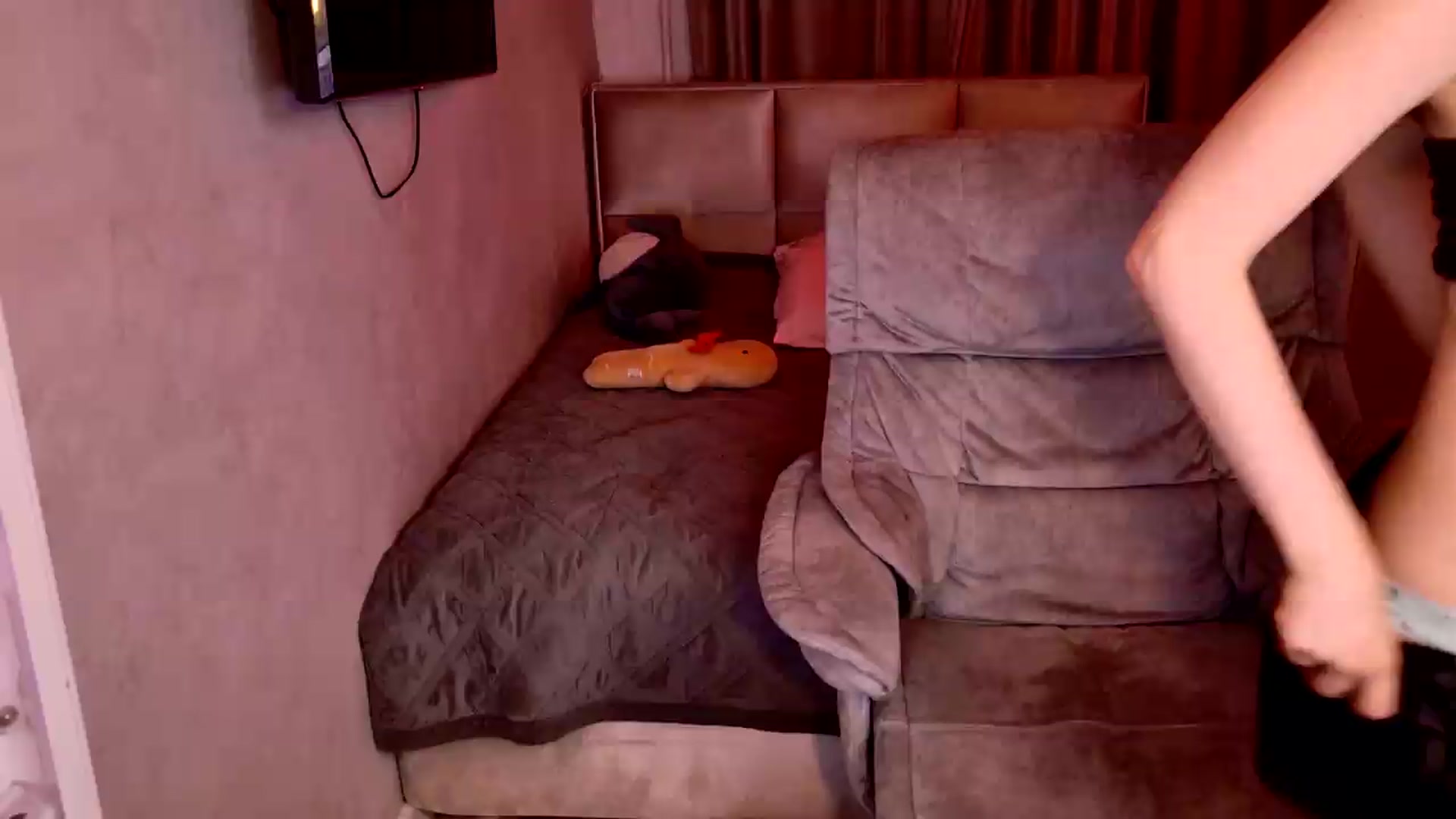 Gallery image thumbnail from TriplePrinces's myfreecams stream on, 07/17/2026, 18:51 image 20 of 20