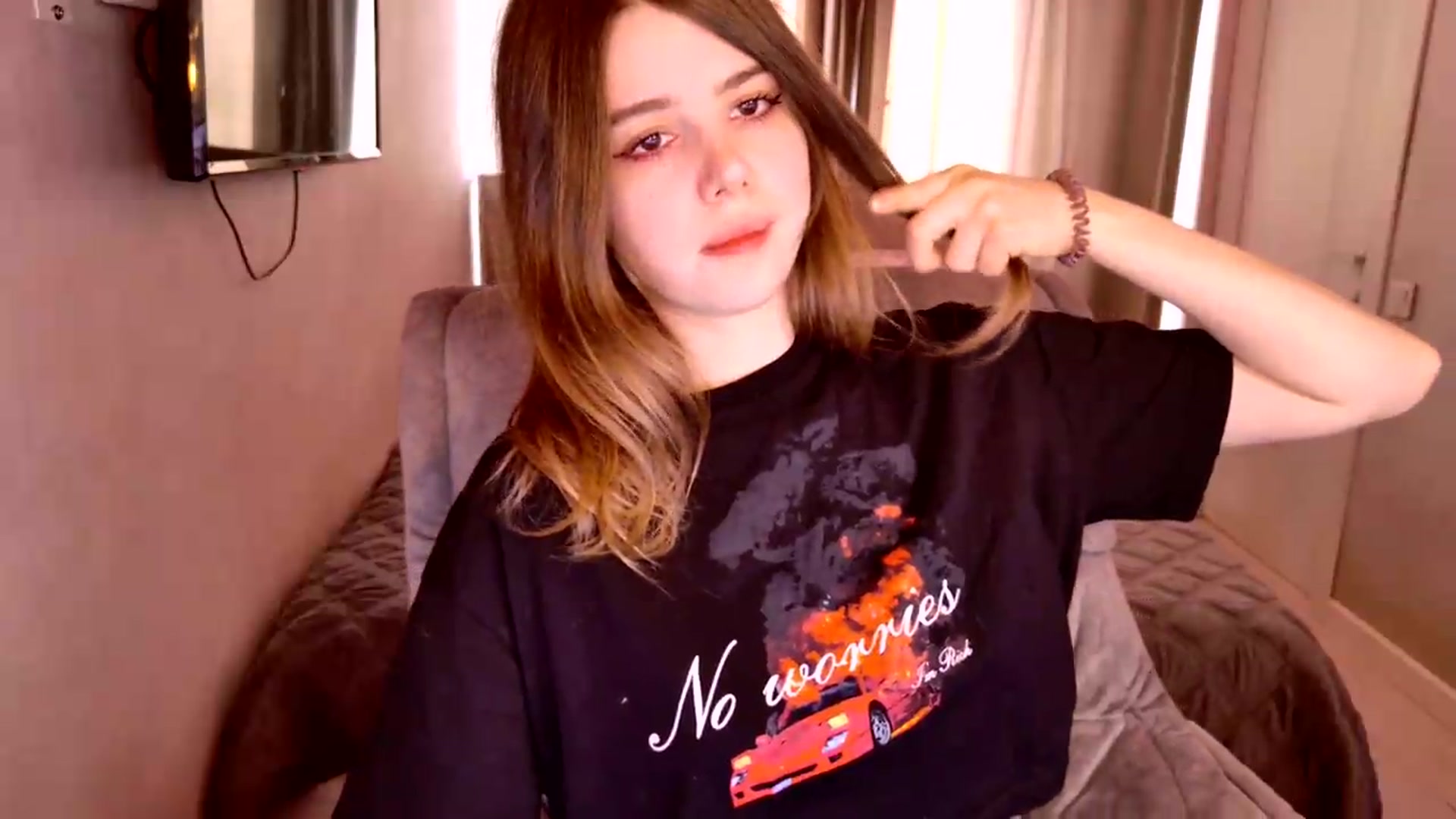 Gallery image thumbnail from TriplePrinces's myfreecams stream on, 07/19/2026, 13:59 image 3 of 20