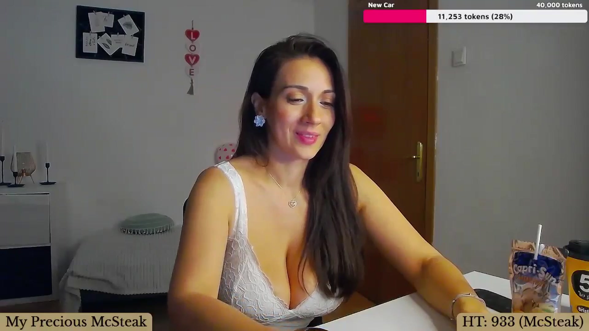 Gallery image thumbnail from Trixi's myfreecams stream on, 05/30/2024, 24:58 image 10 of 20