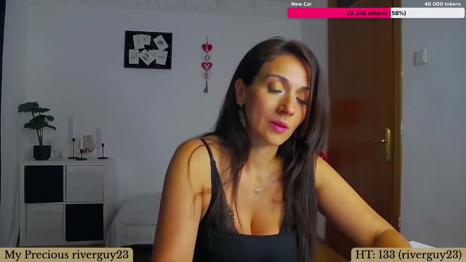 Gallery image thumbnail from Trixi's myfreecams stream on, 06/27/2024, 01:24 image 15 of 20