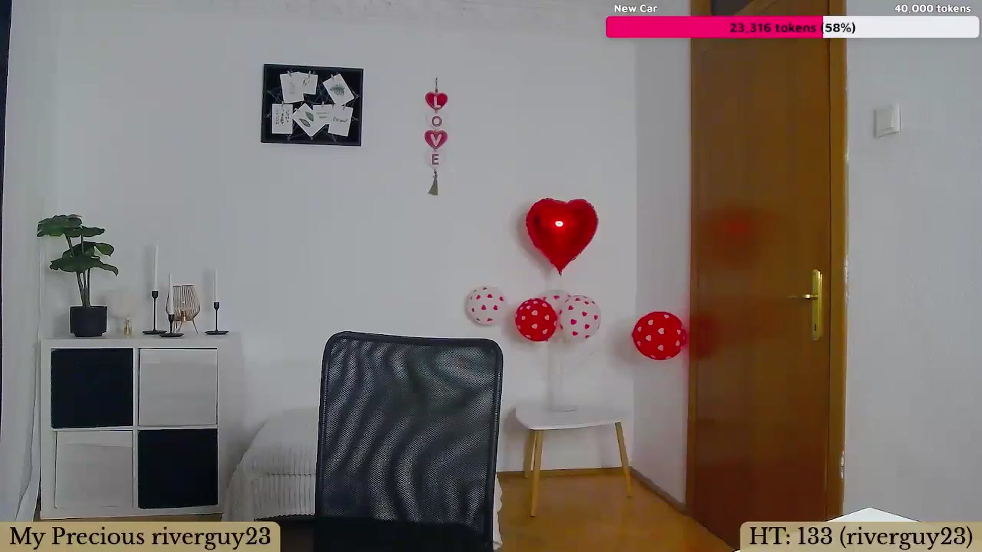 Gallery image thumbnail from Trixi's myfreecams stream on, 06/27/2024, 01:24 image 13 of 20